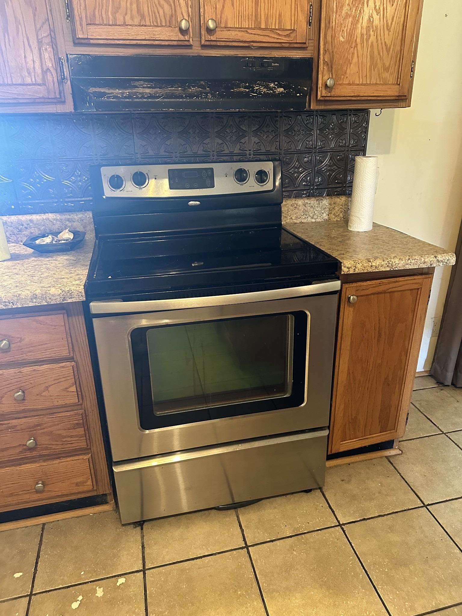 Shirley Bates Dr, Clifton, TN 38425