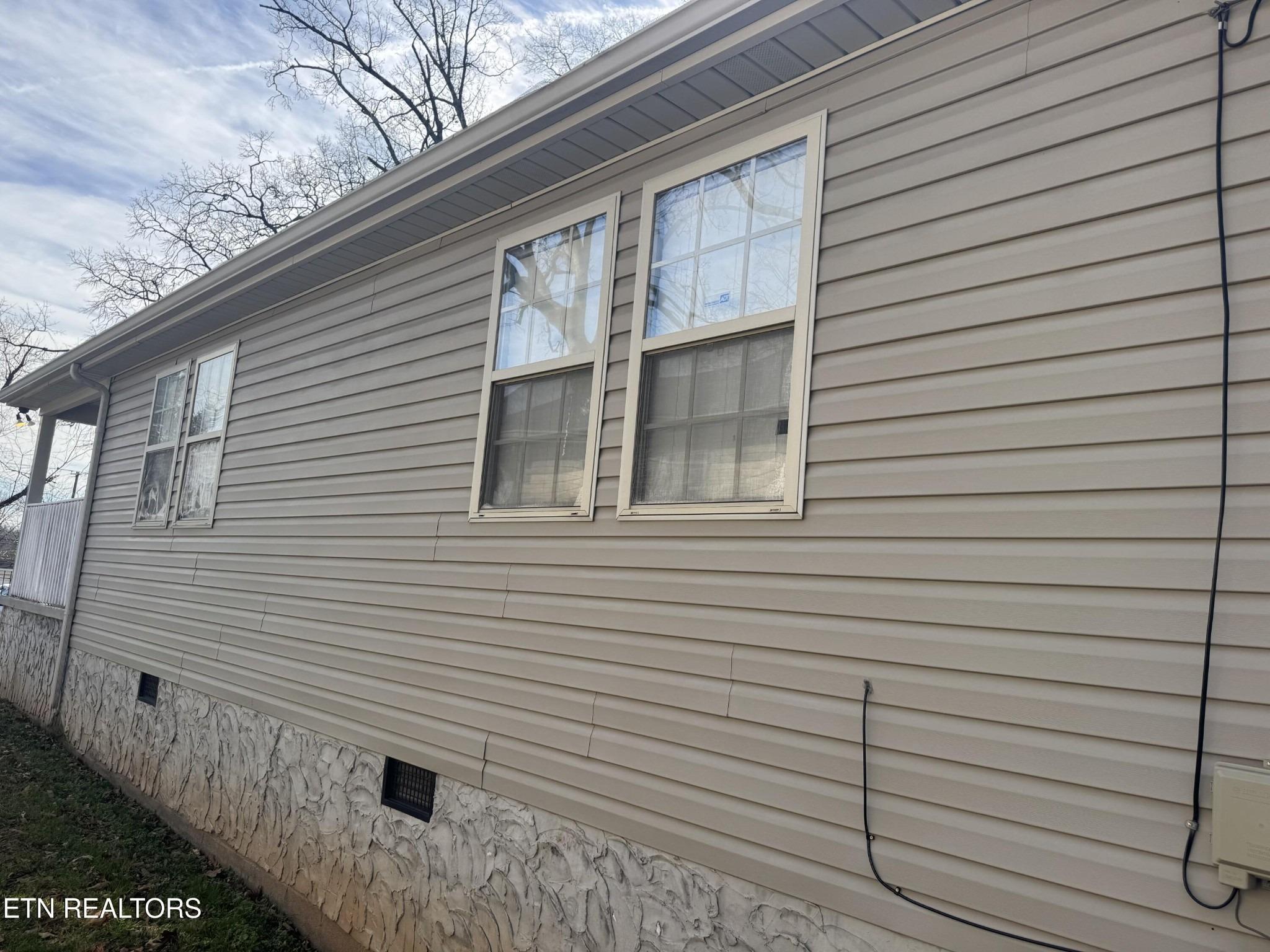 E 5th Ave, Knoxville, TN 37914