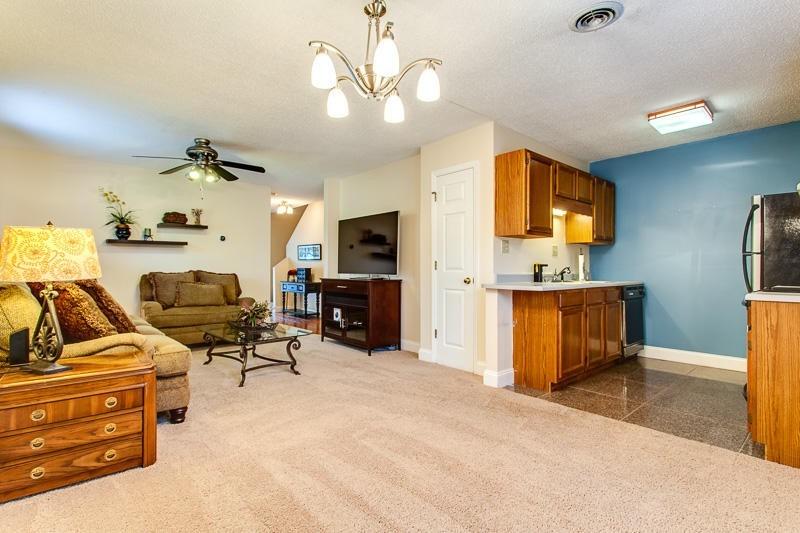 Trace Manor Ln, Knoxville, TN 37912