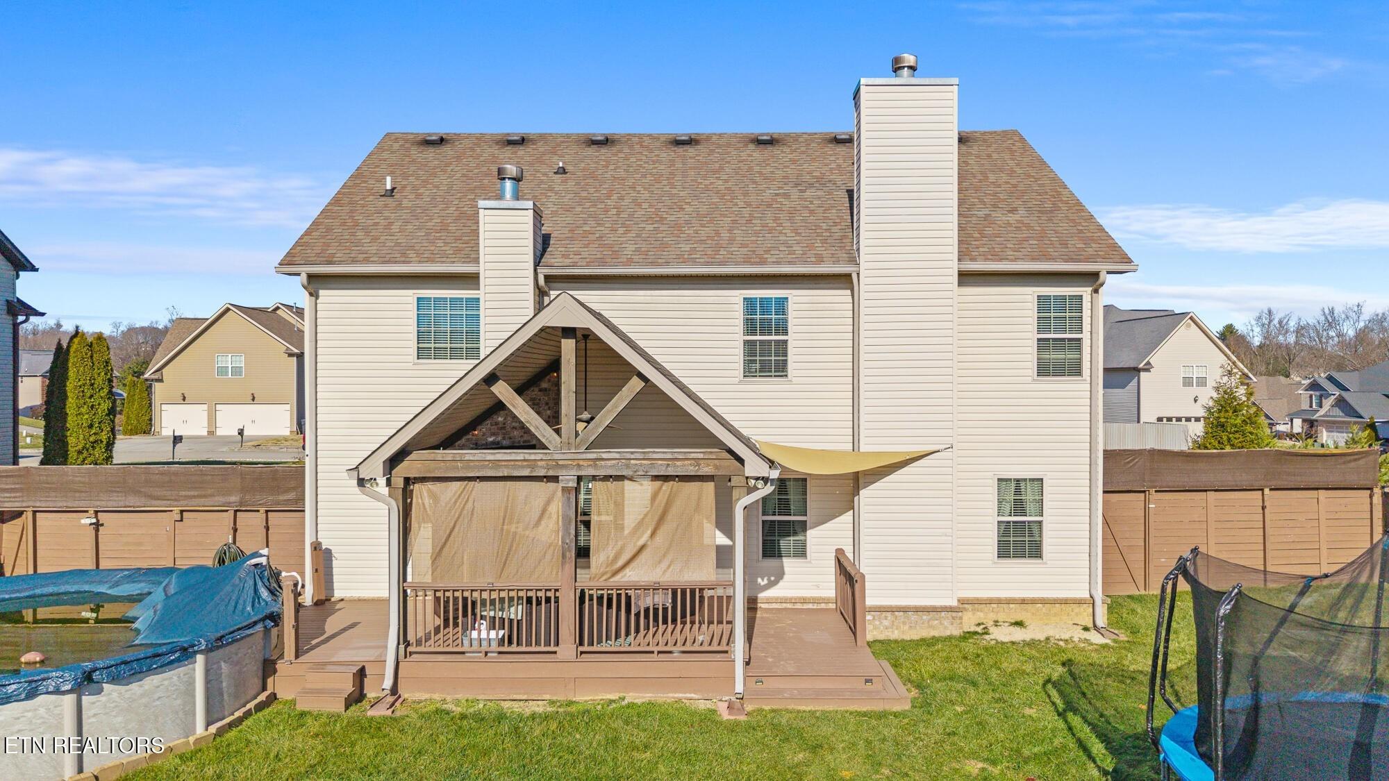W Glenview Dr, Lenoir City, TN 37771