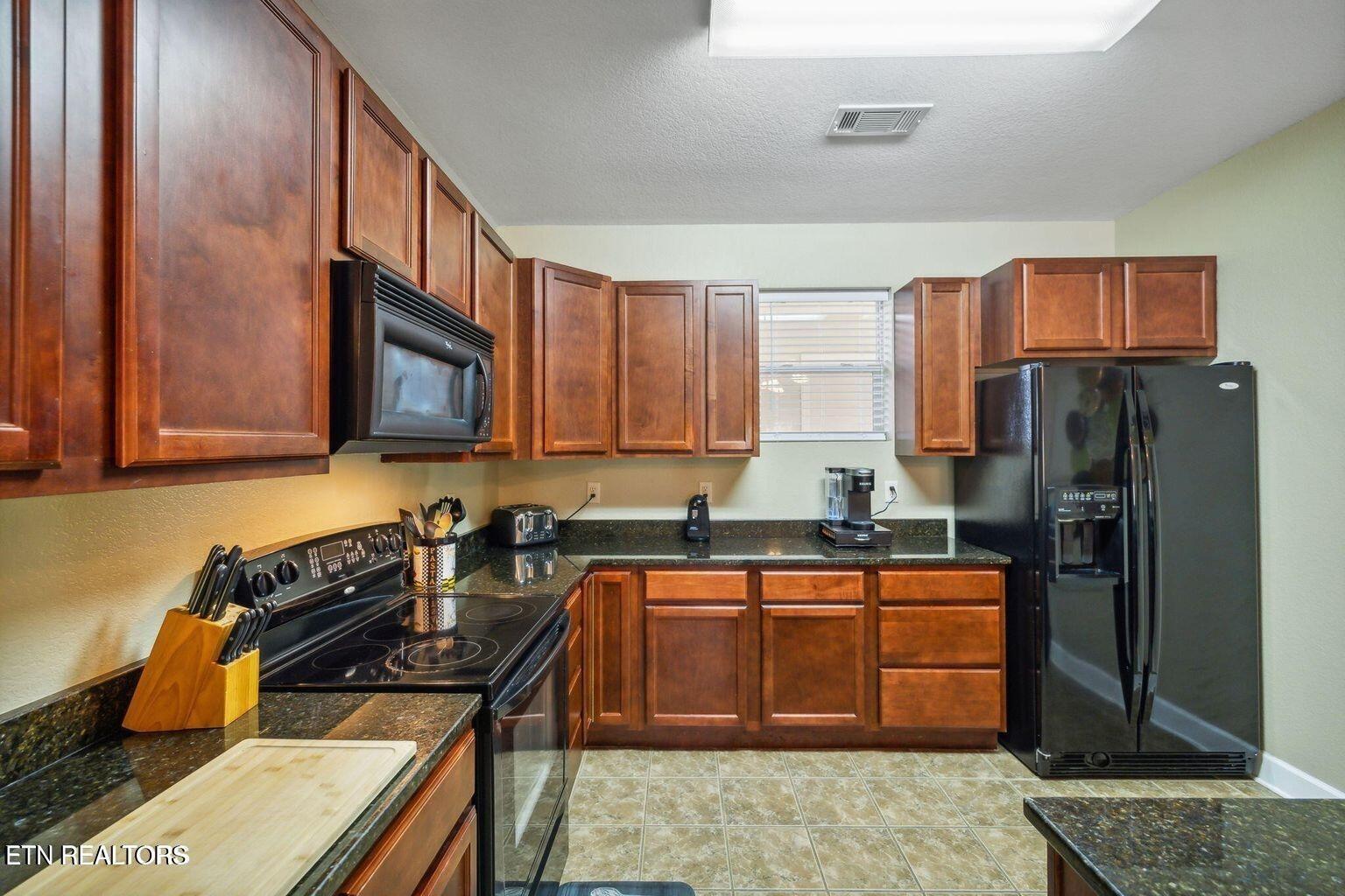 Sandpiper Ln, Bean Station, TN 37708