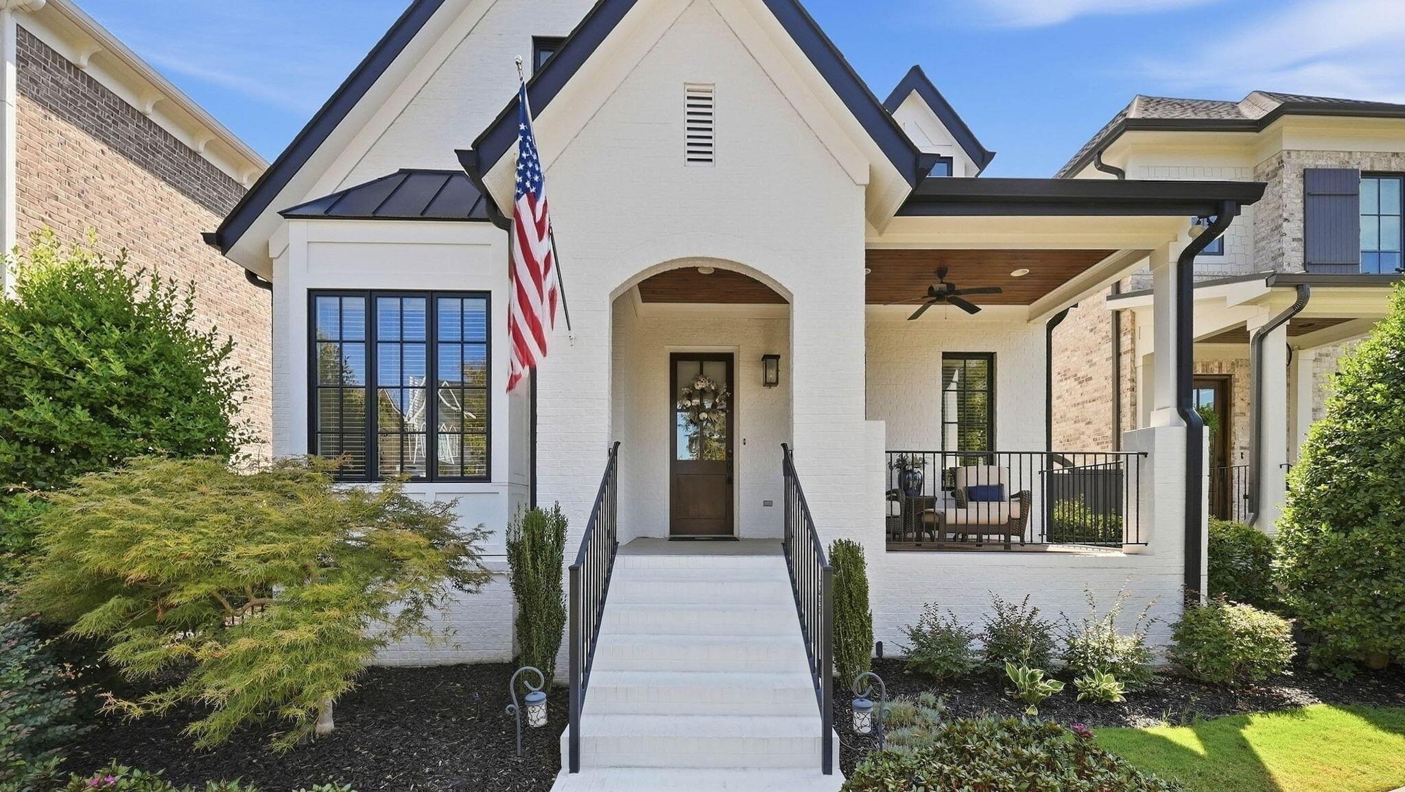 Arbury Way, Ooltewah, TN 37363