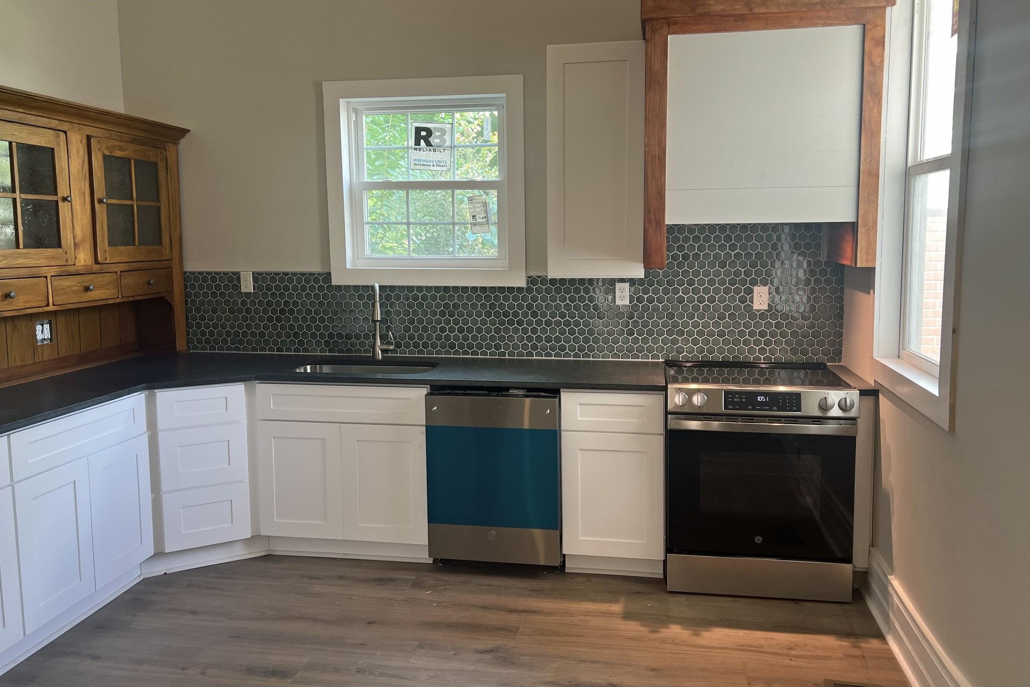 W Cedar St, Franklin, KY 42134