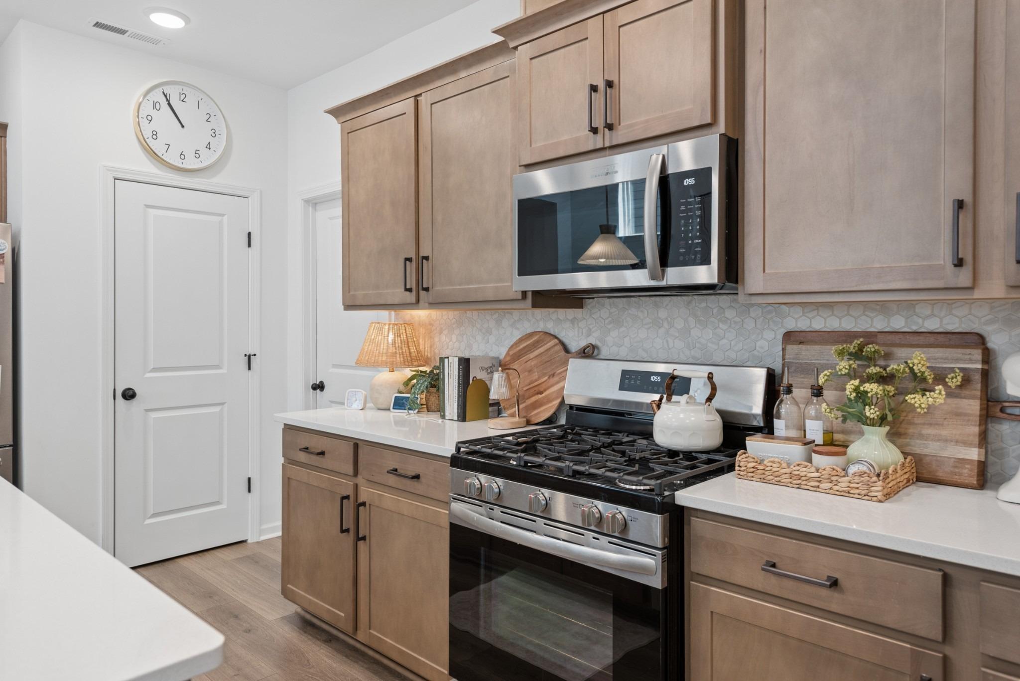 Linn Cove Ct, Gallatin, TN 37066