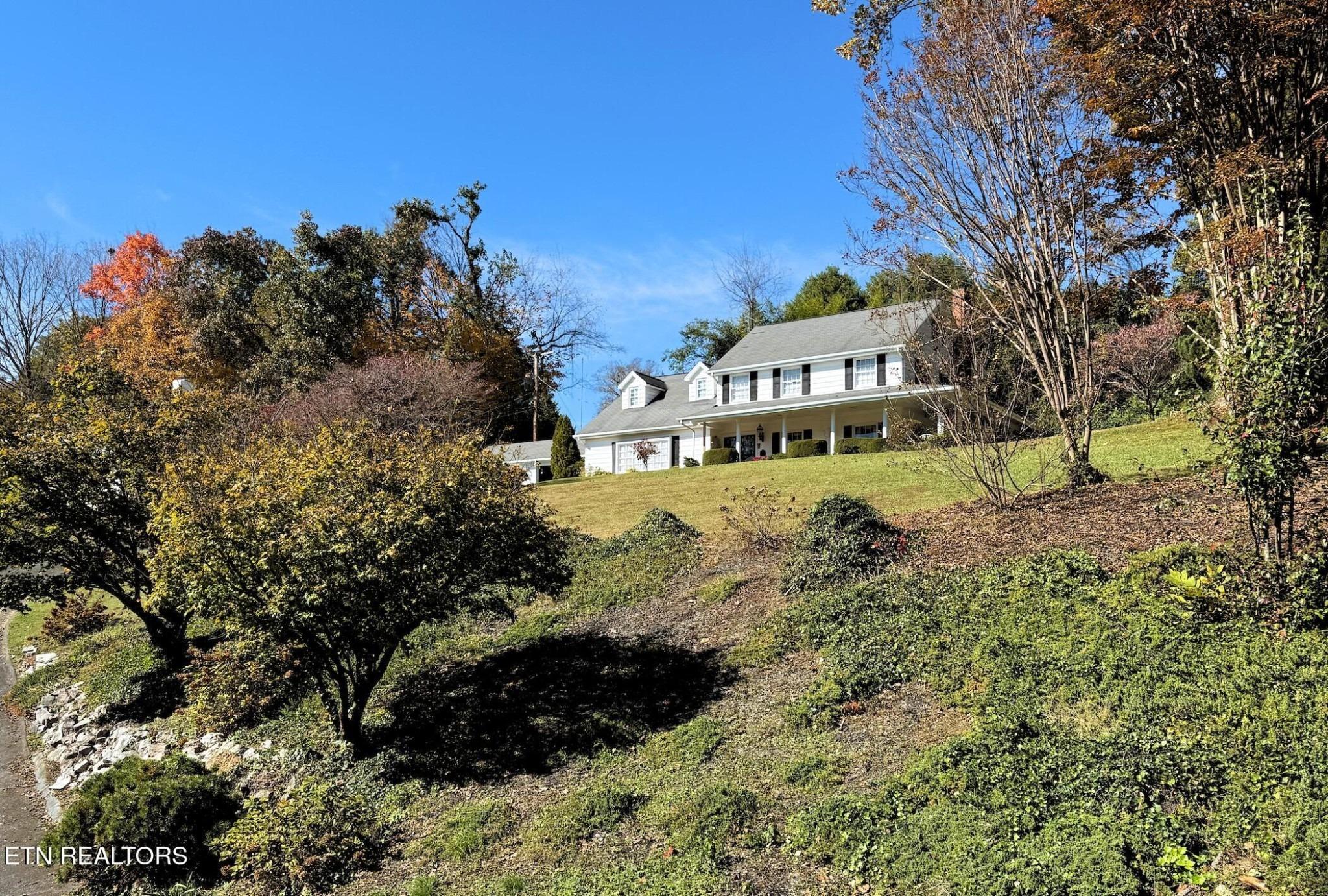 Brabson Dr, Knoxville, TN 37918