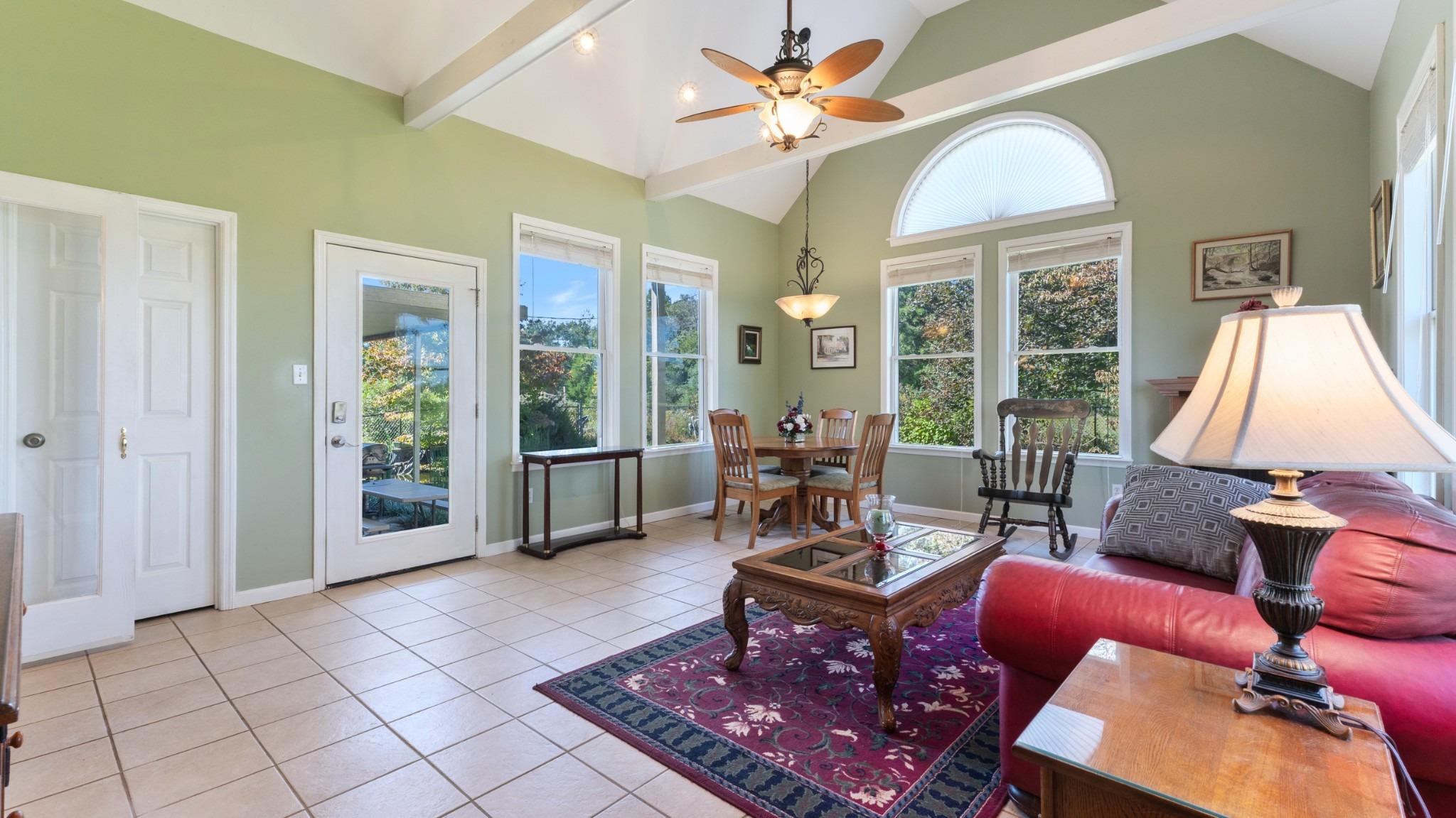Scott Orchard Rd, Taft, TN 38488