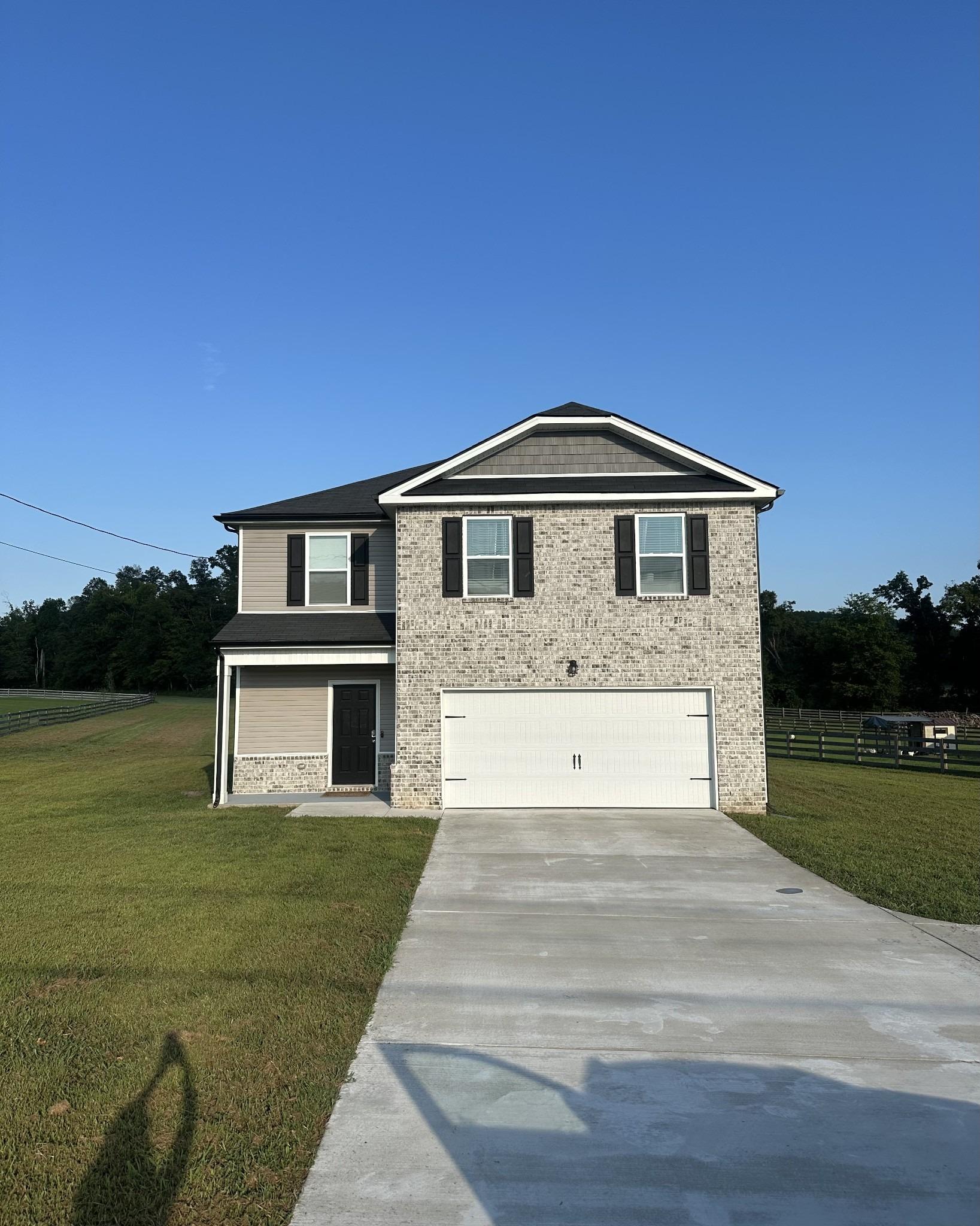 E Piney Rd, Dickson, TN 37055