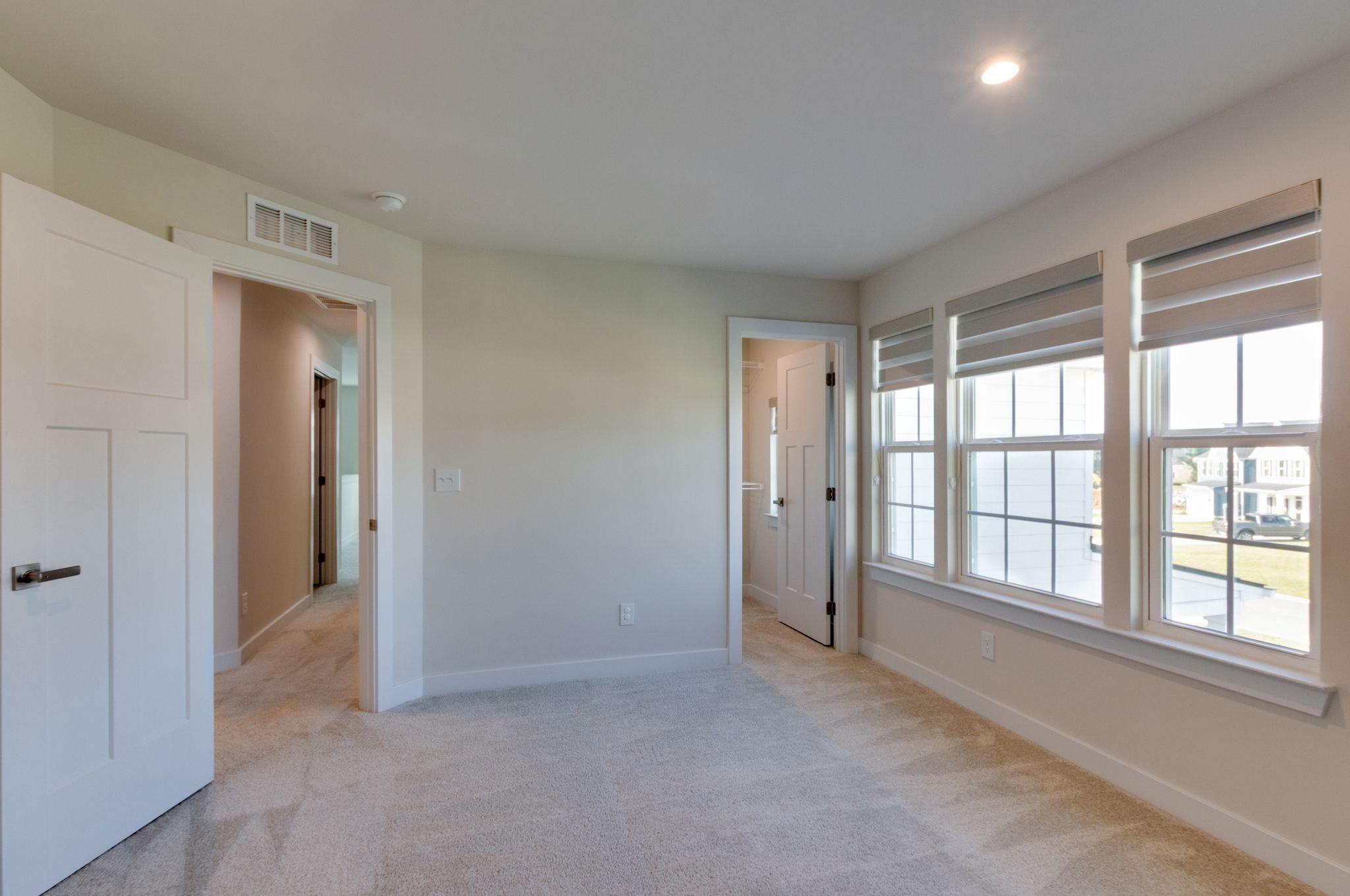 Outlook Dr, Murfreesboro, TN 37128