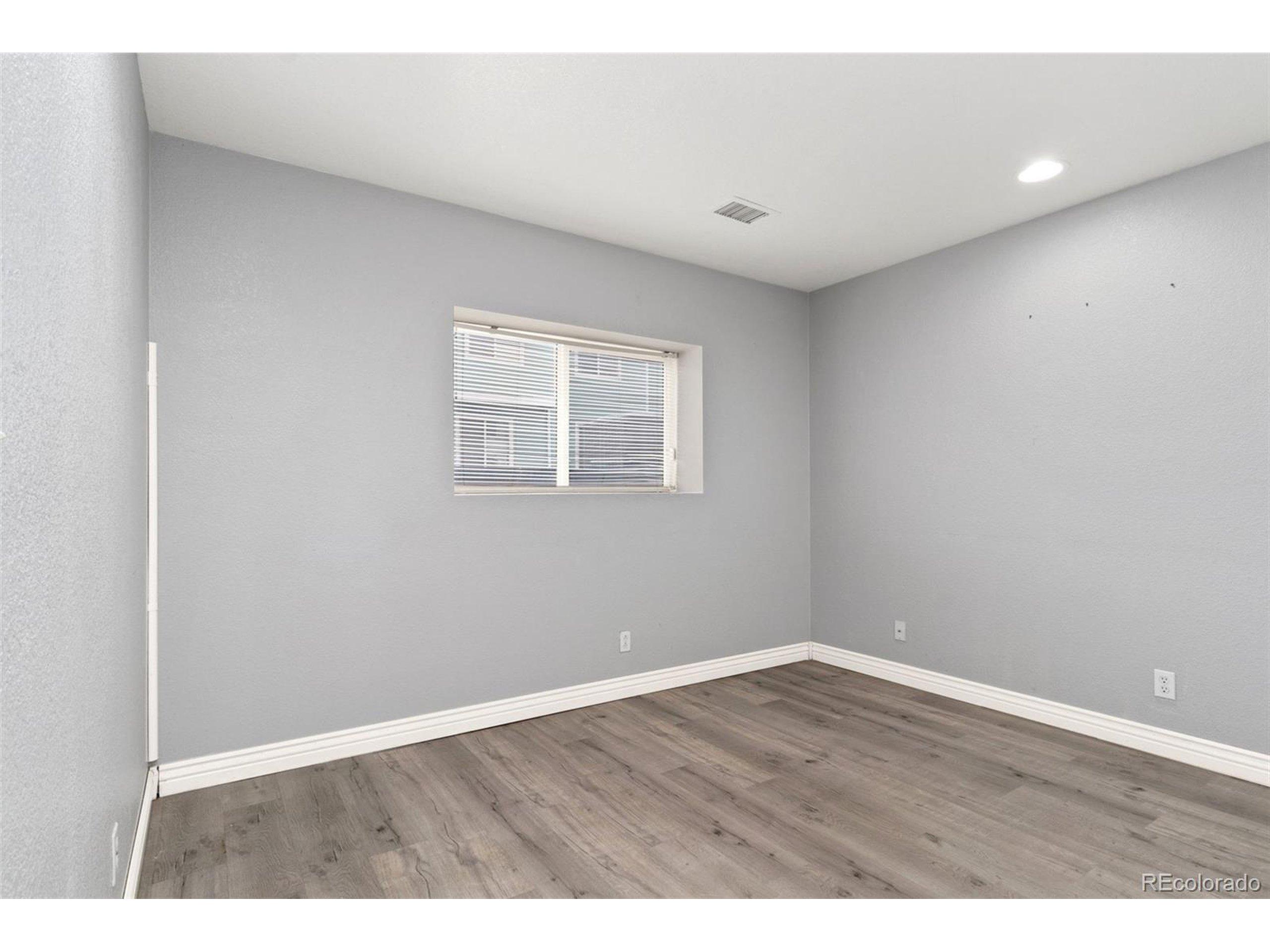 E 57th Pl, Denver, CO 80249