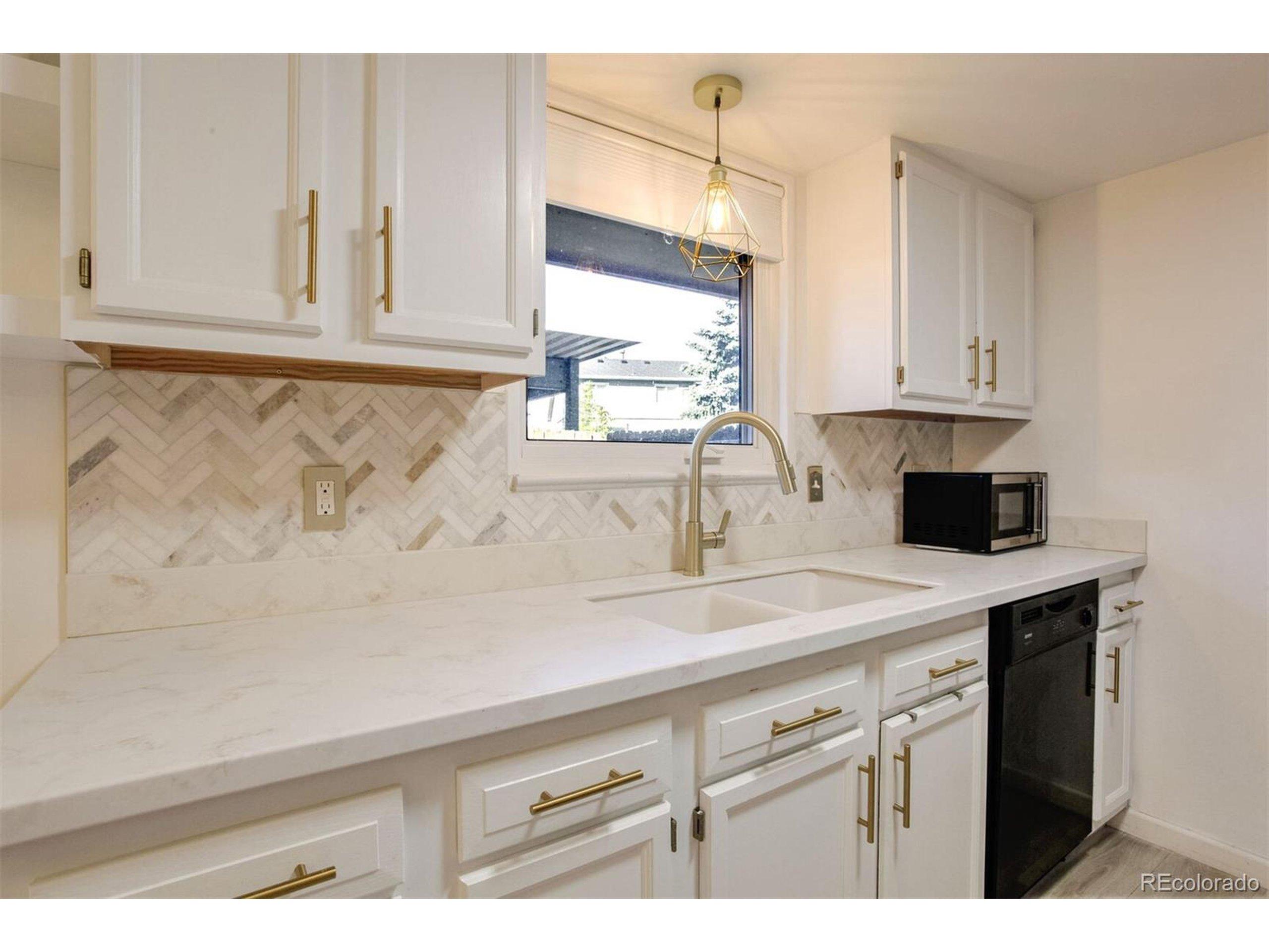 W Glasgow Pl, Littleton, CO 80128