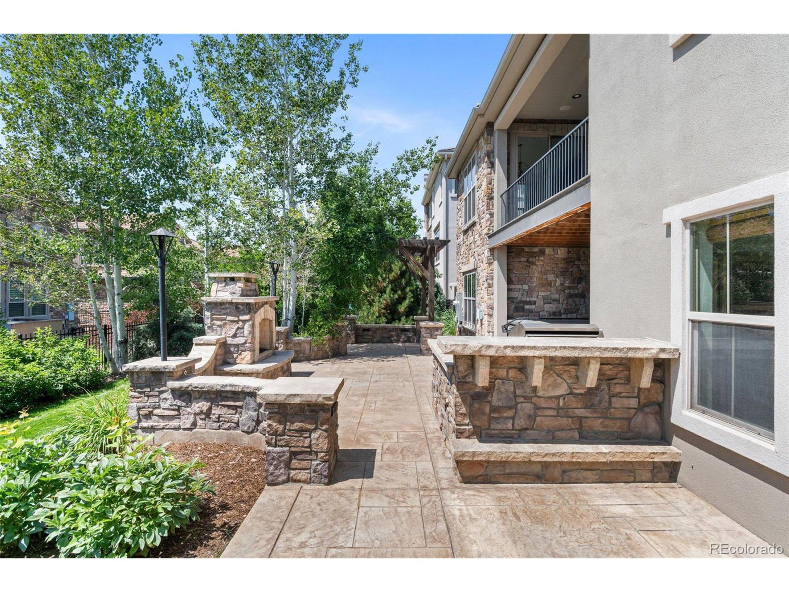 W Warren Dr, Lakewood, CO 80228