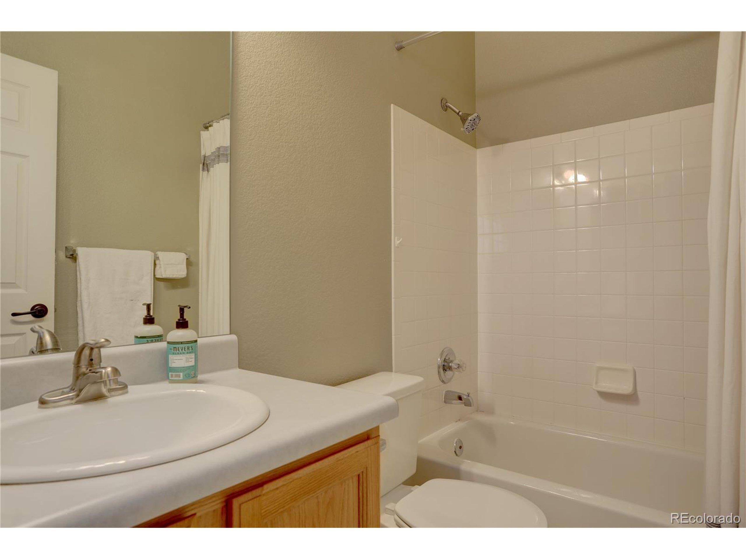 Summer Dr, Highlands Ranch, CO 80126