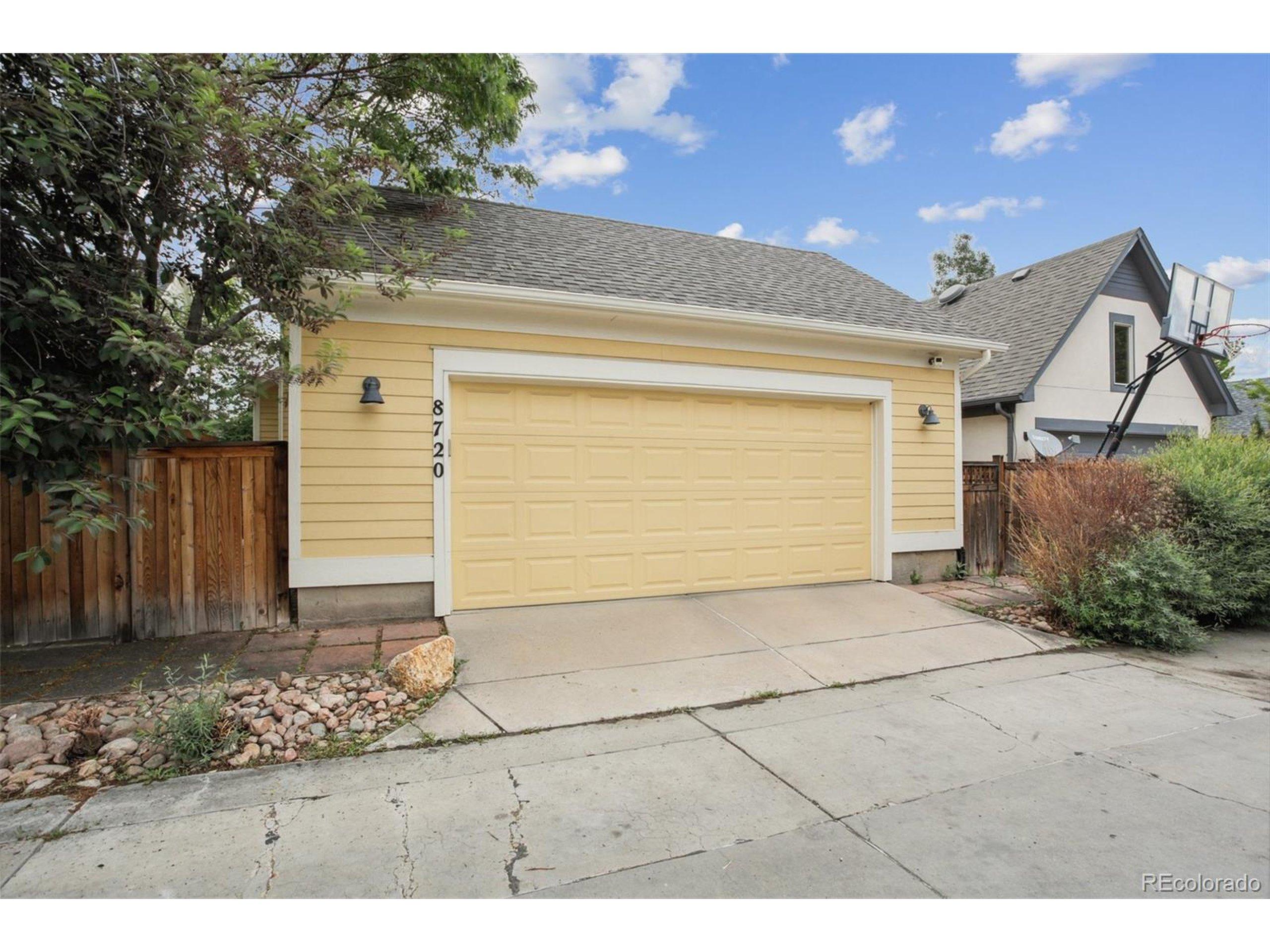 E 29th Ave, Denver, CO 80238