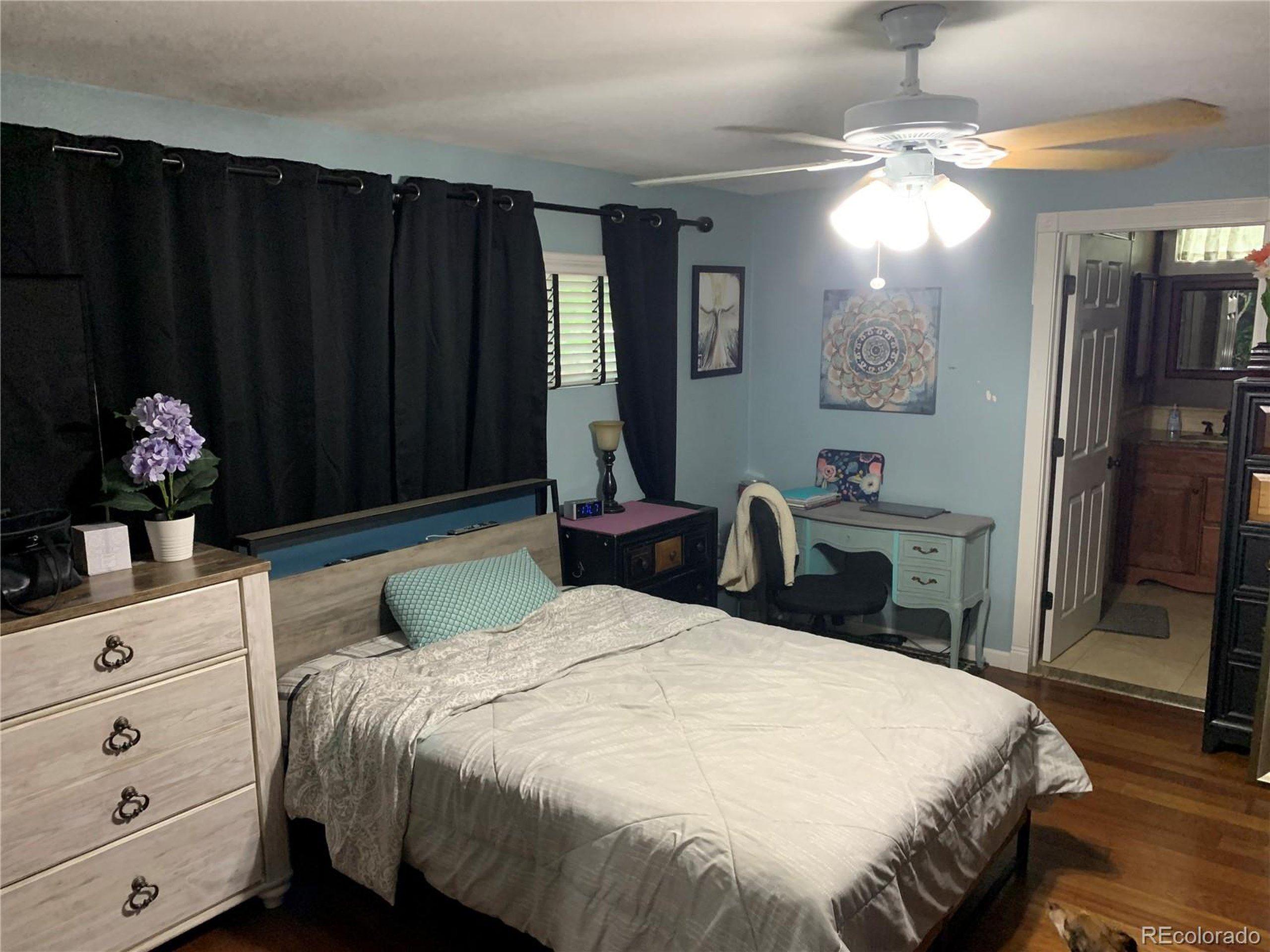 S Logan St, Littleton, CO 80121
