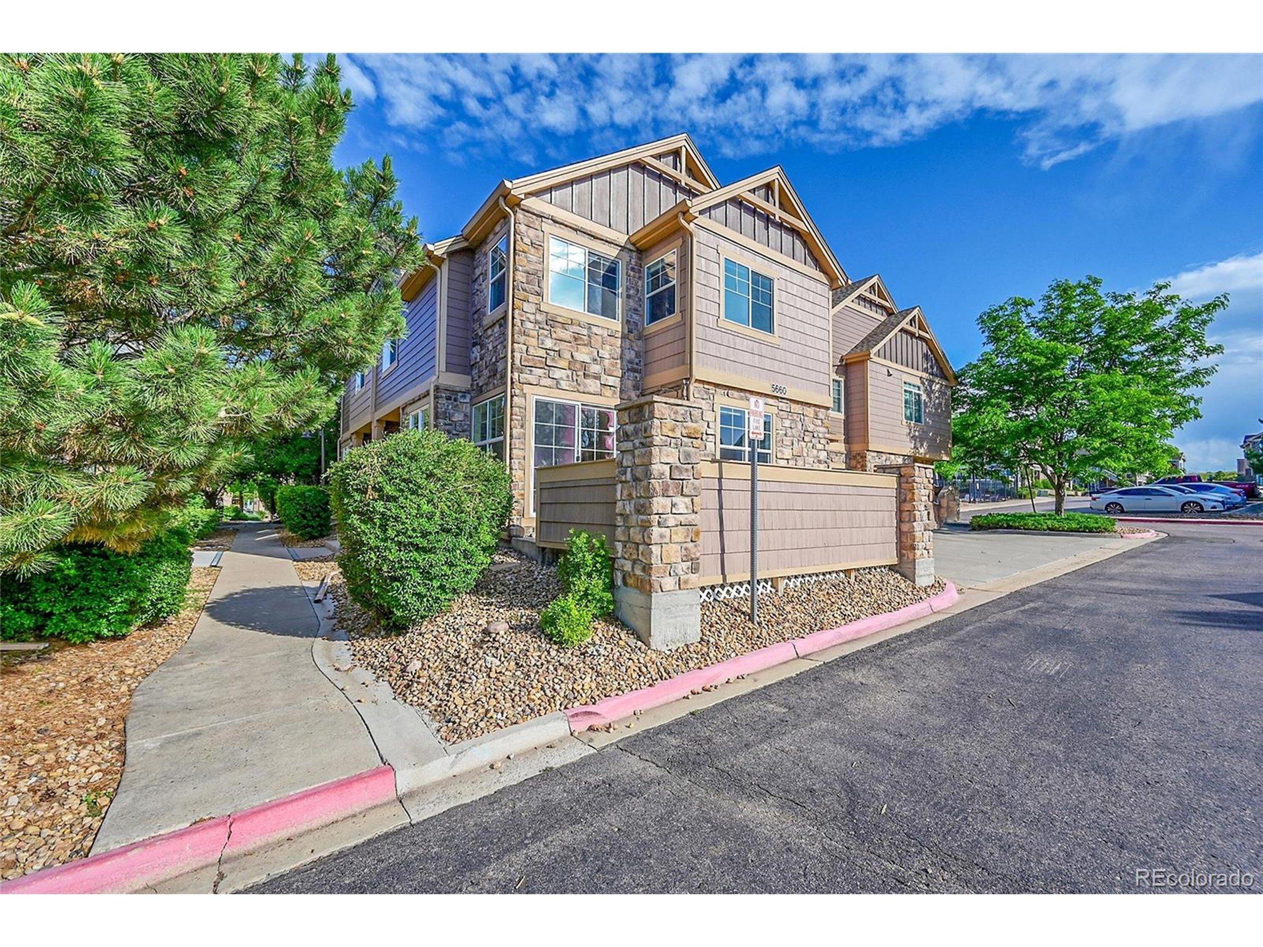S Algonquian Way, Aurora, CO 80016
