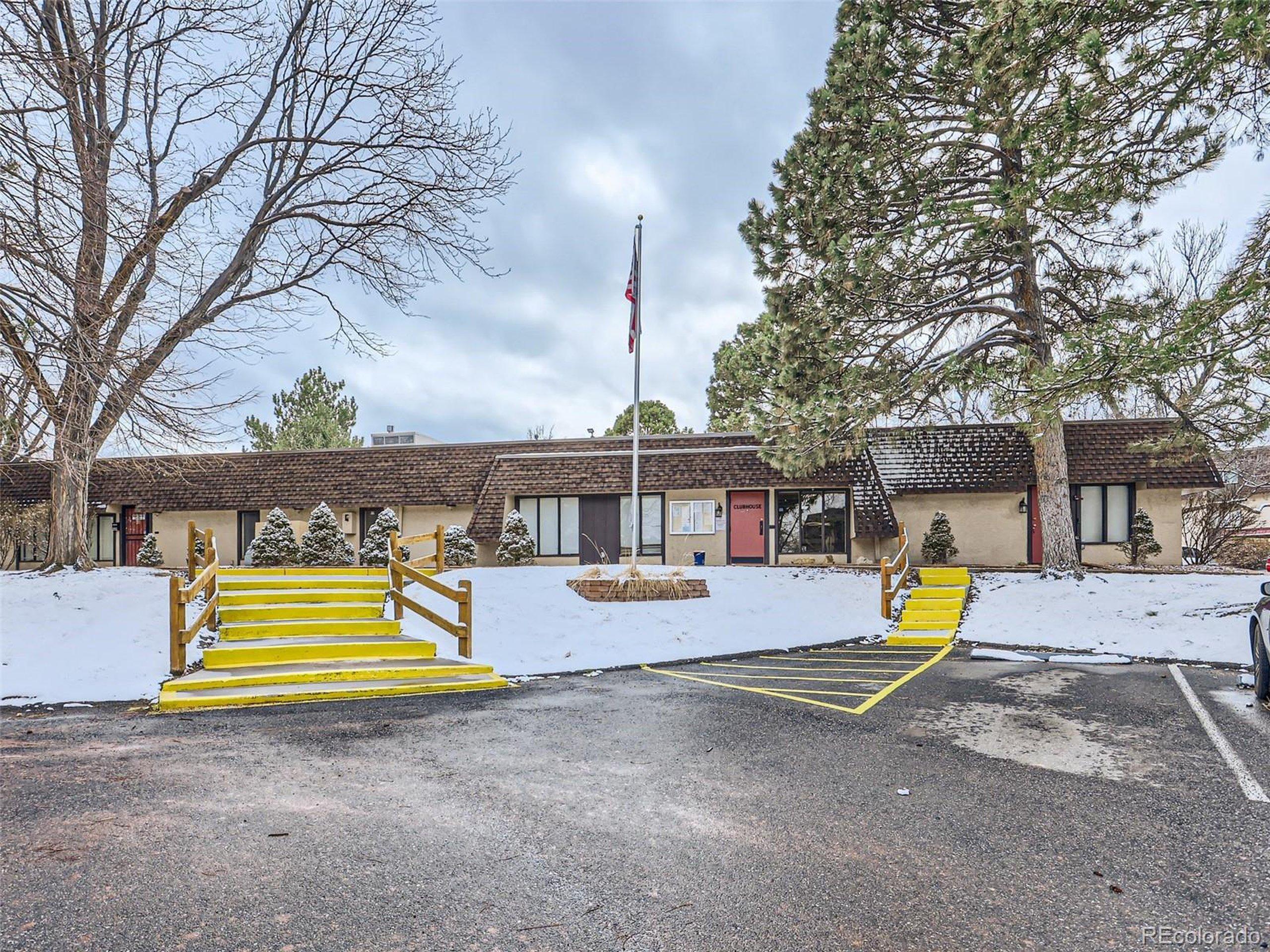 E Quincy Ave, Denver, CO 80237