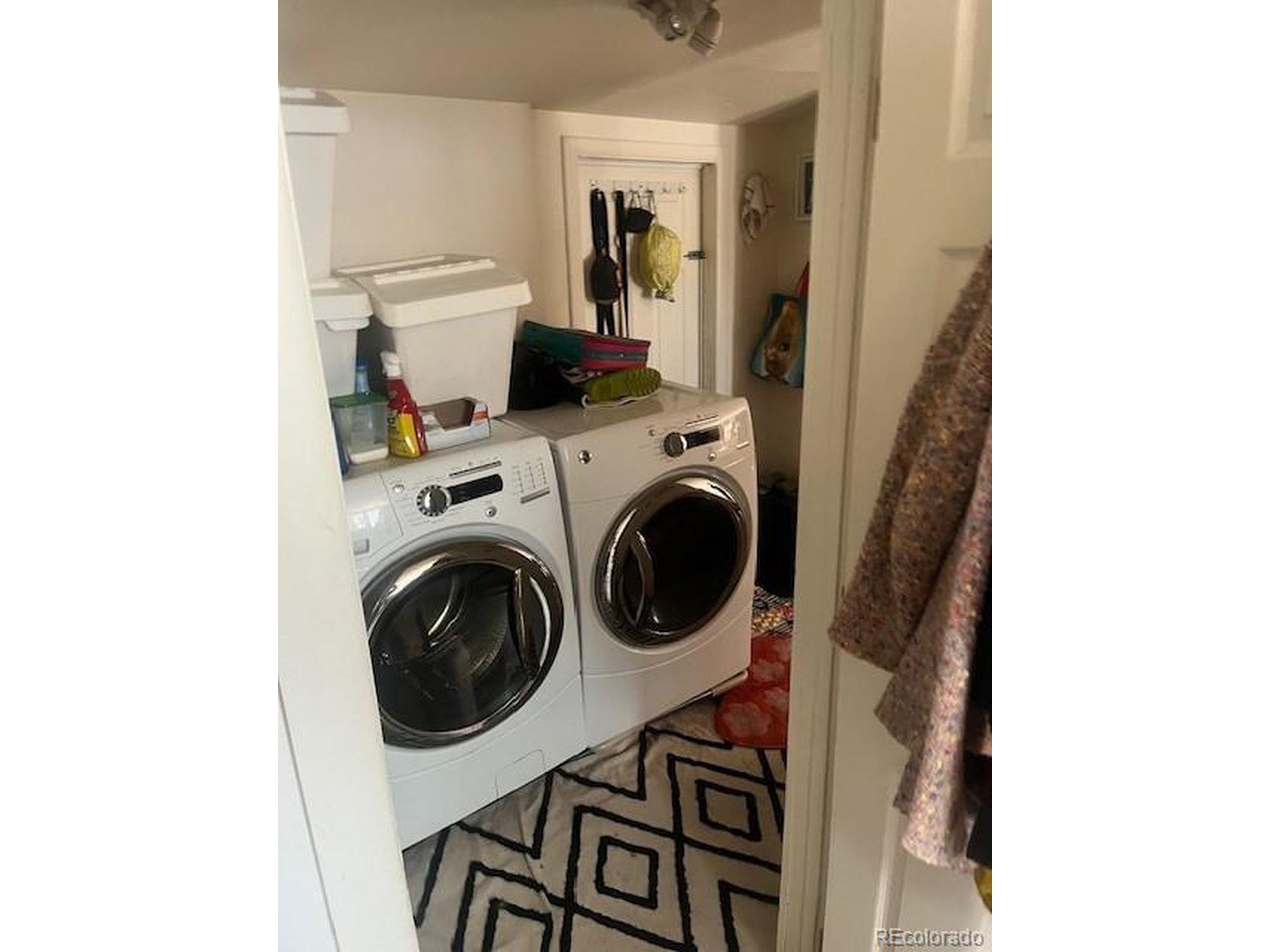 W 9th Ave, Denver, CO 80204