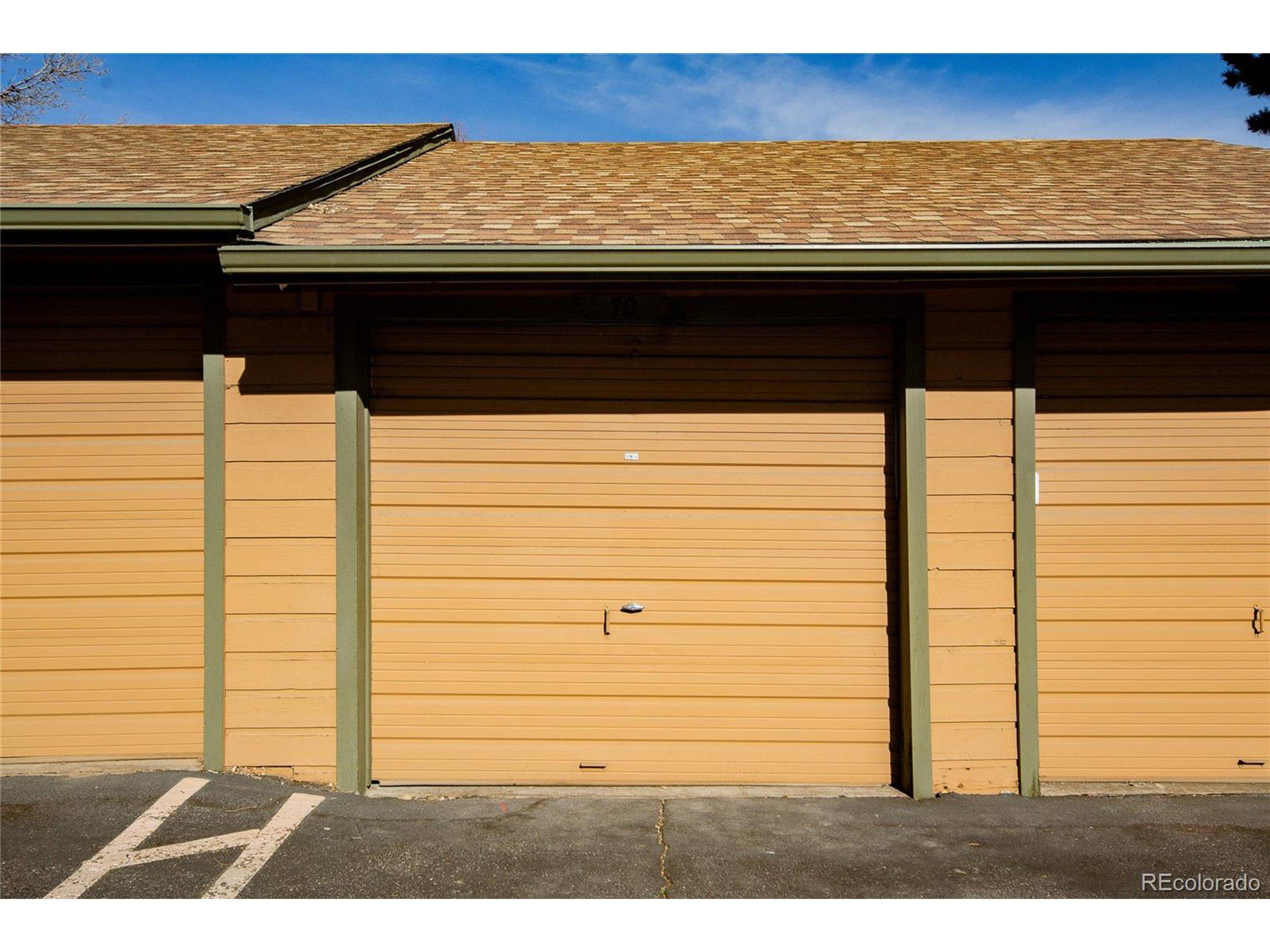 S Ammons St, Lakewood, CO 80227