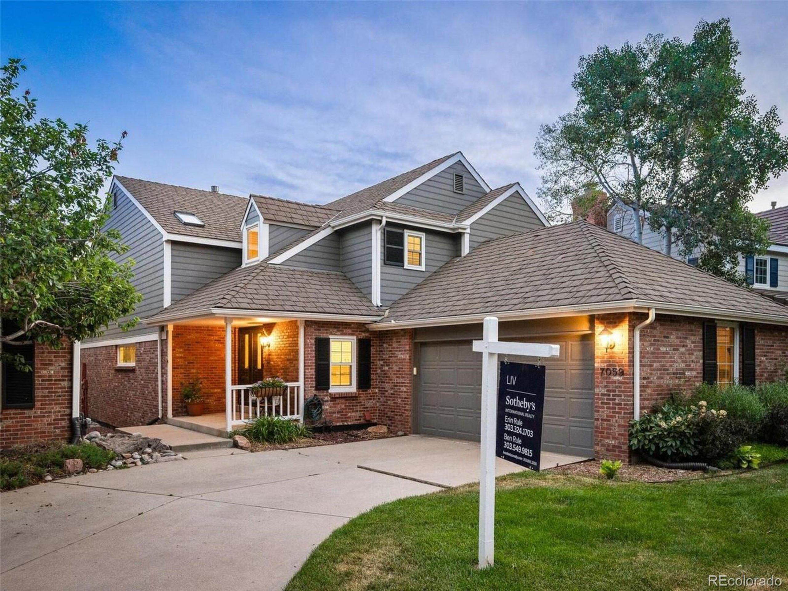 S Locust Pl, Centennial, CO 80112