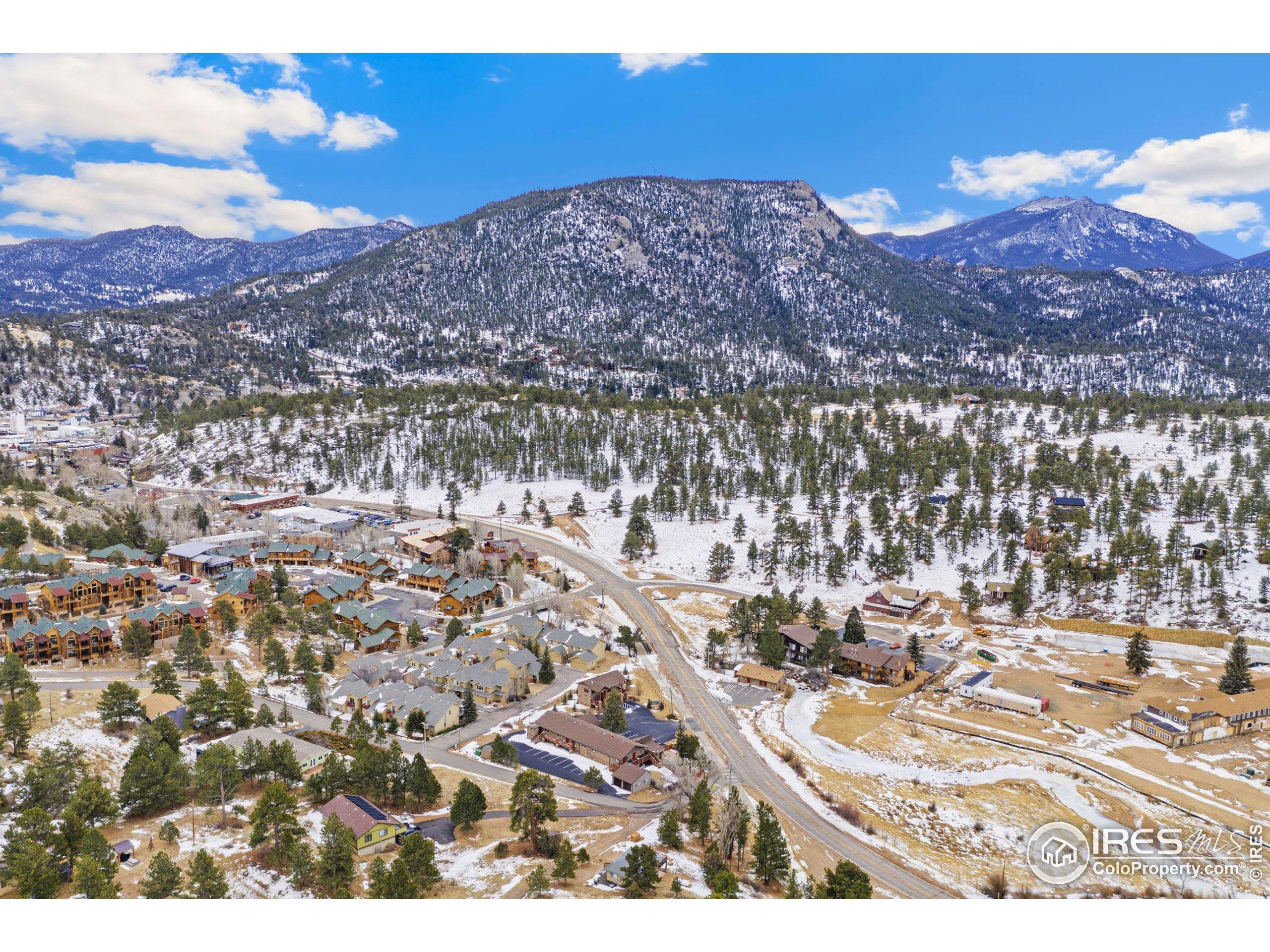 W Elkhorn Ave, Estes Park, CO 80517