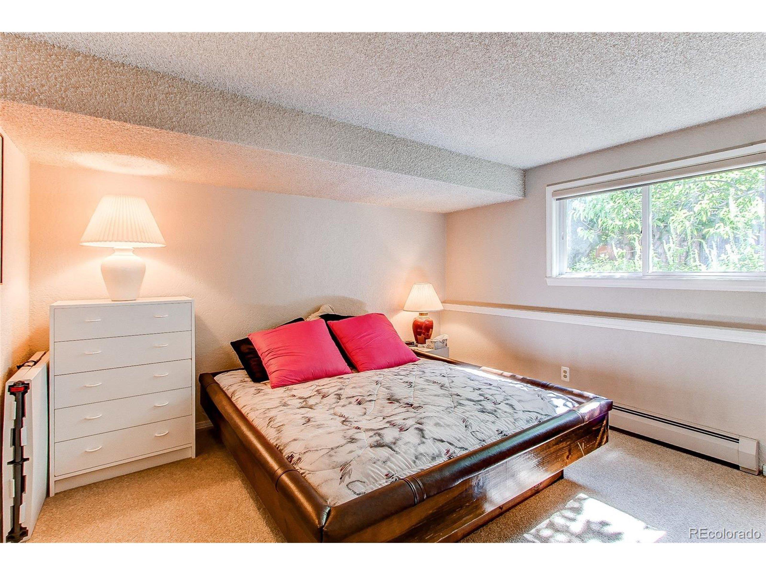 W 37th Pl, Wheat Ridge, CO 80033
