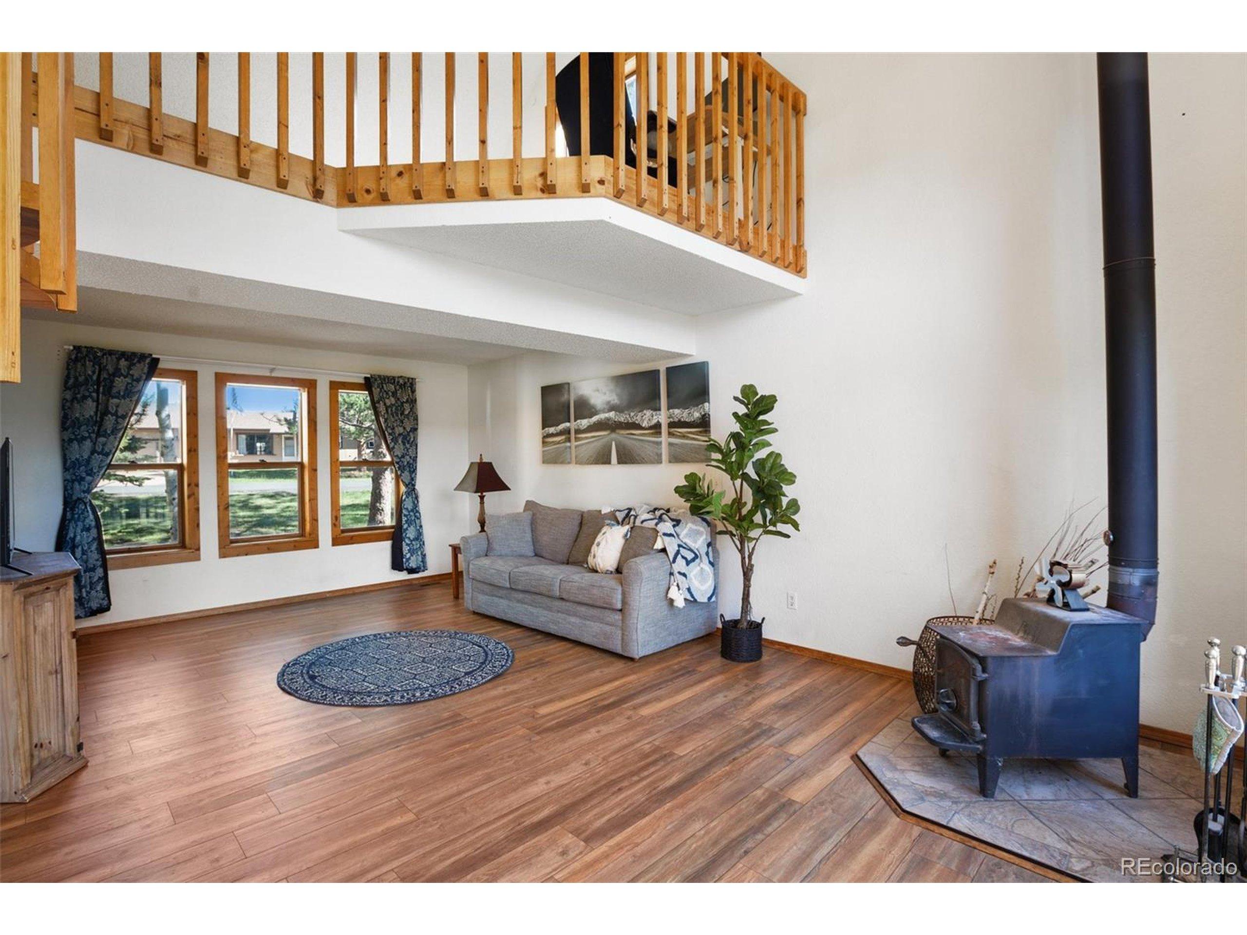 Fullview Ave, Woodland Park, CO 80863