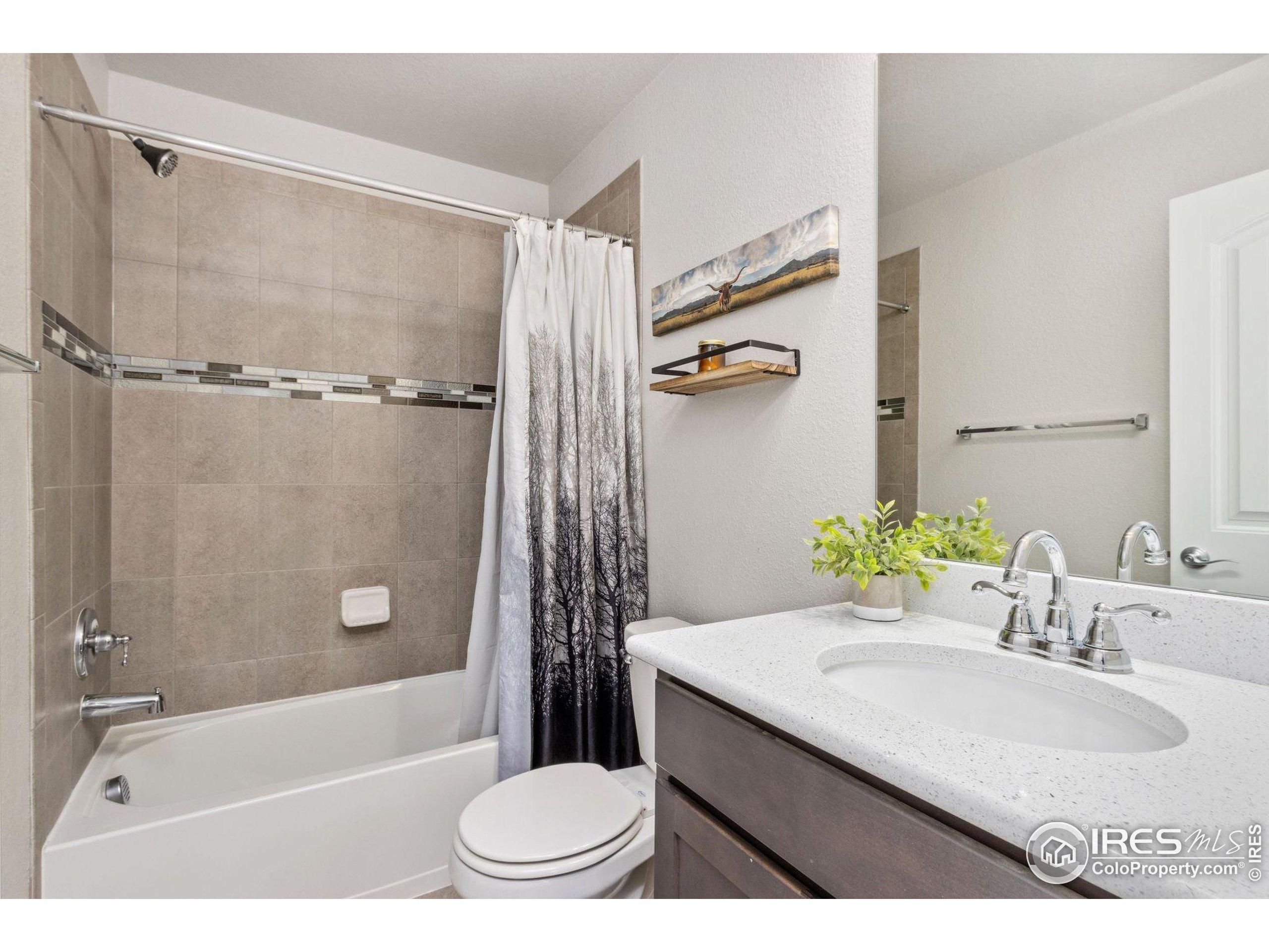 La Salle Dr, Loveland, CO 80538