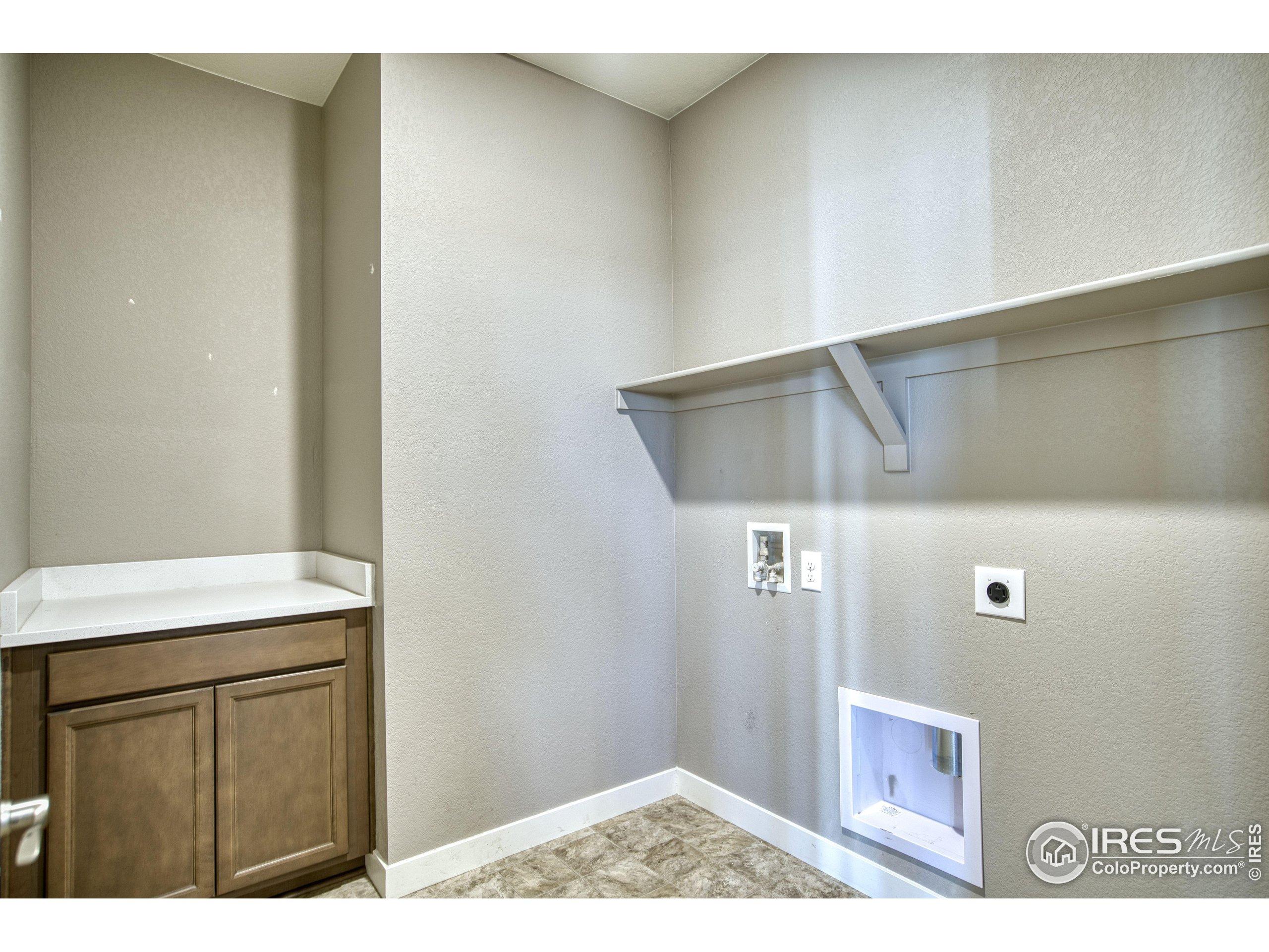 Farmdale St, Longmont, CO 80504