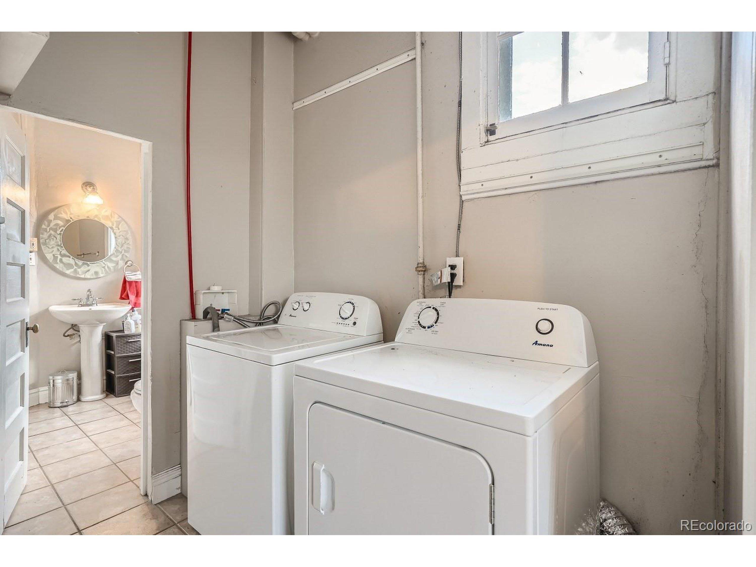 E 16th Ave, Denver, CO 80203