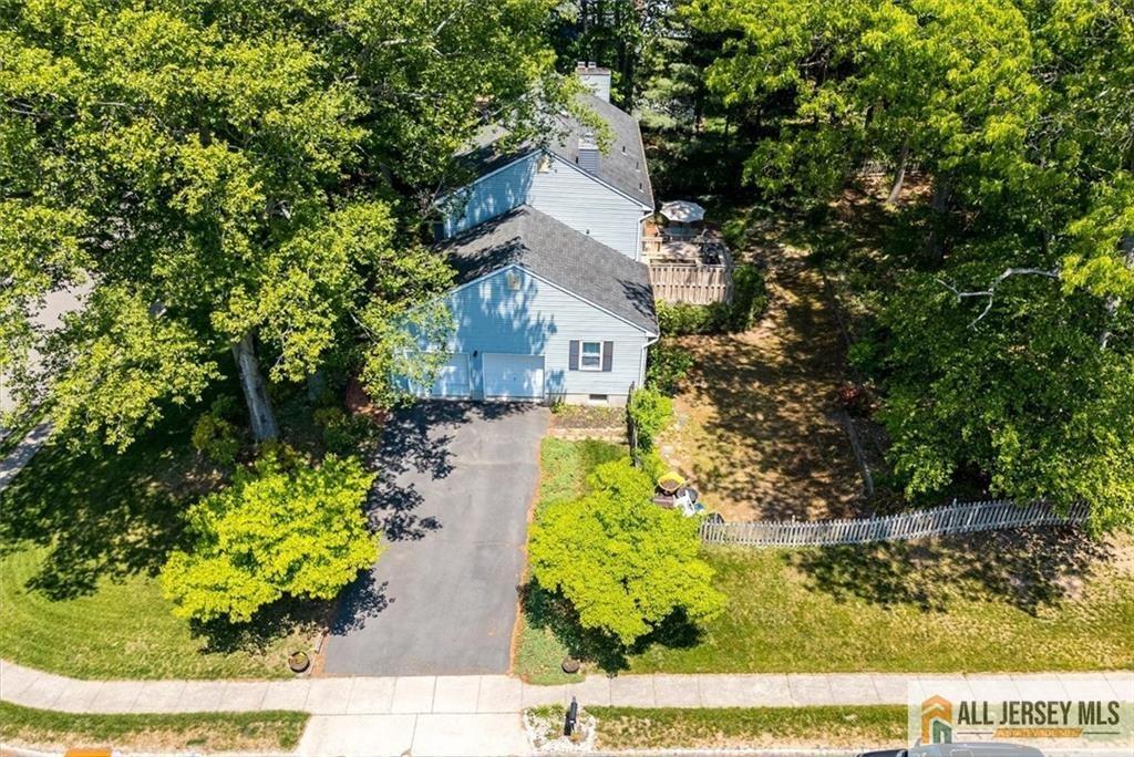 Woodgate Dr, Monmouth Junction, NJ 08852