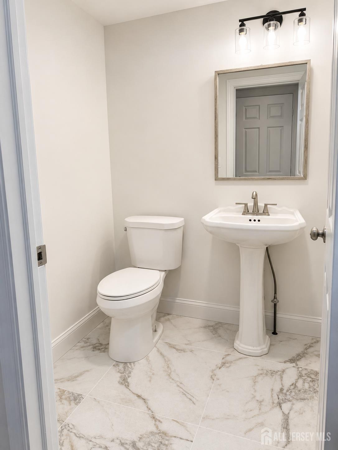 Gates Ave, Piscataway, NJ 08854