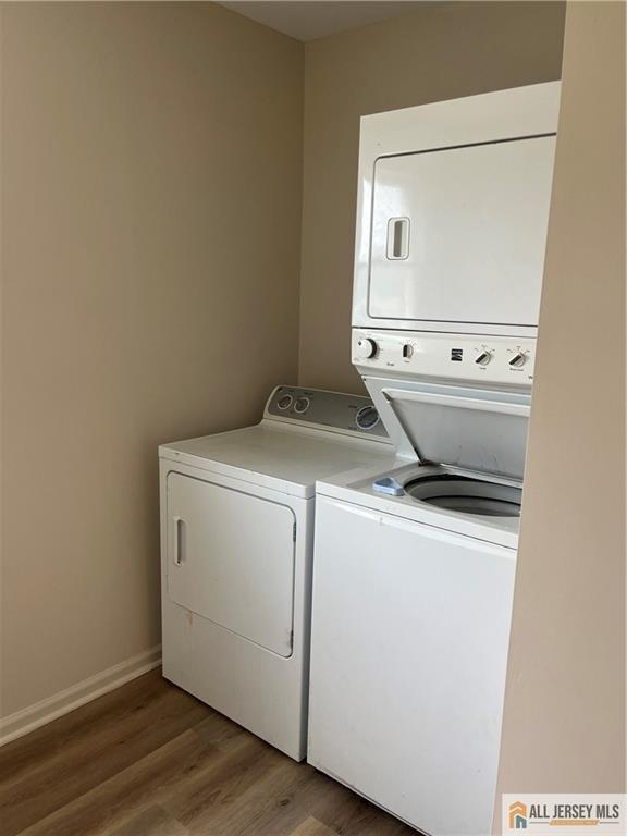 Kenneth Ave, South Plainfield, NJ 07080