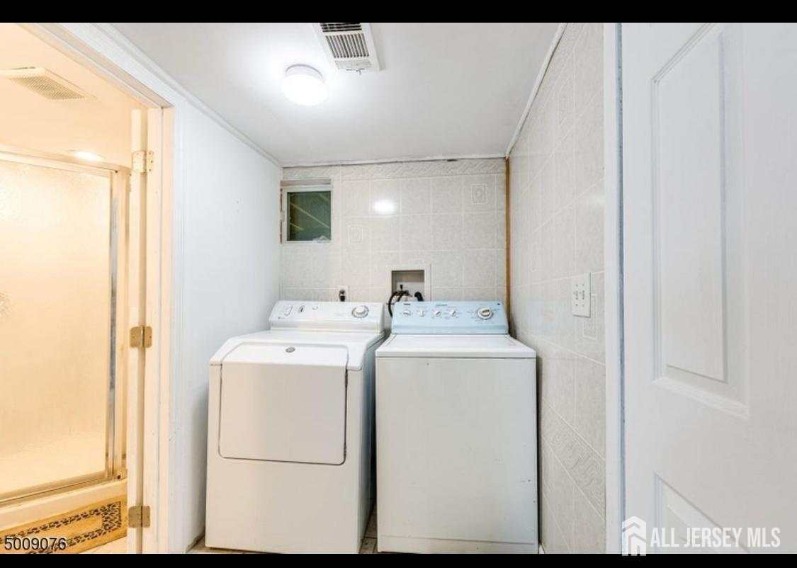 Correja Ave, Iselin, NJ 08830