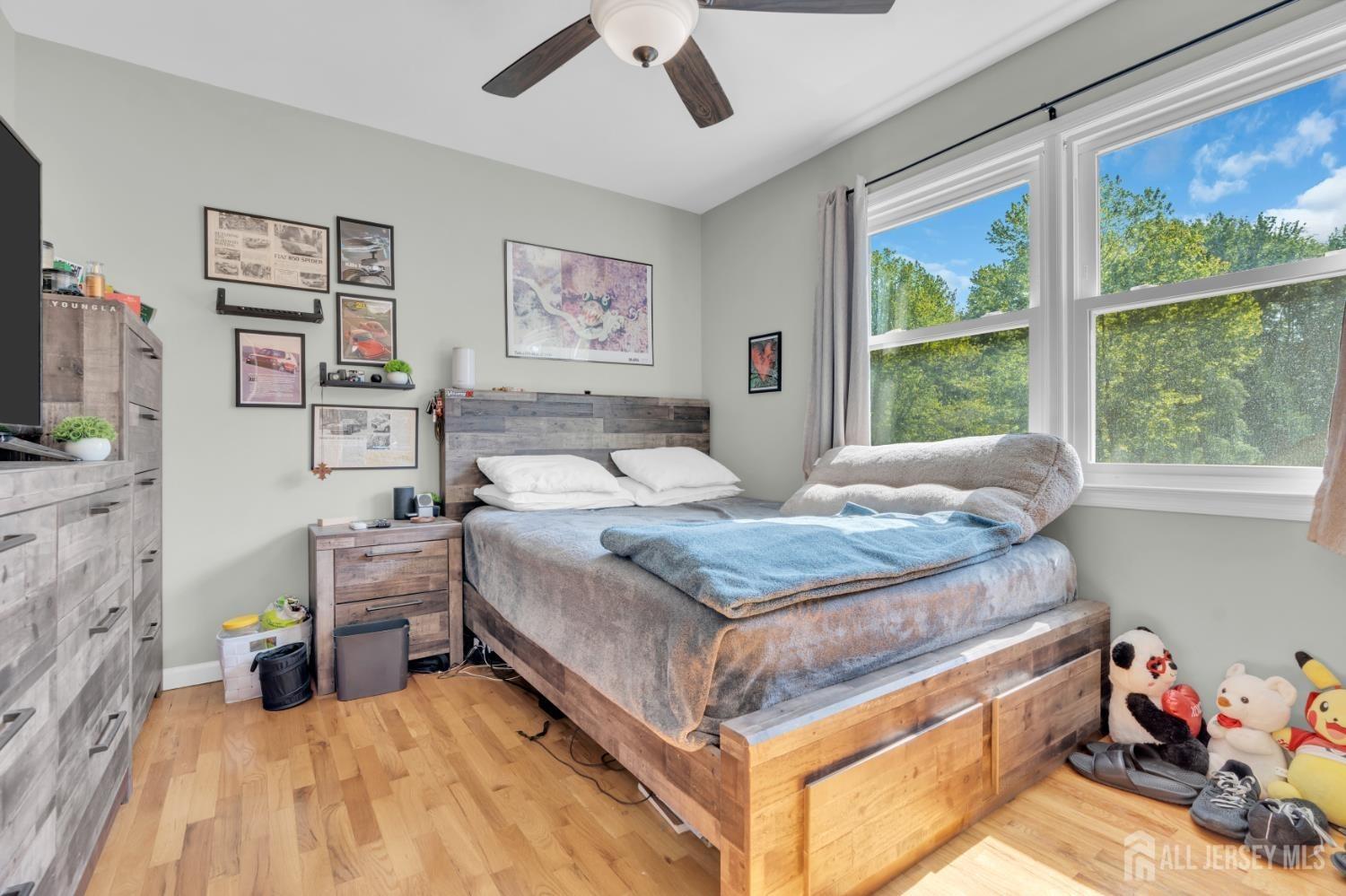 Mount Ct, East Brunswick, NJ 08816