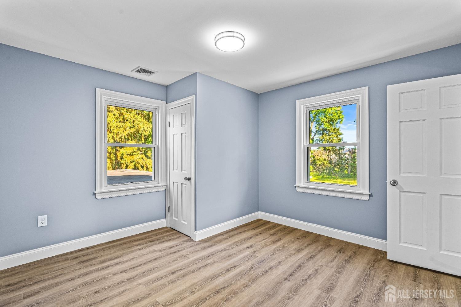Ridge Rd, Monmouth Junction, NJ 08852