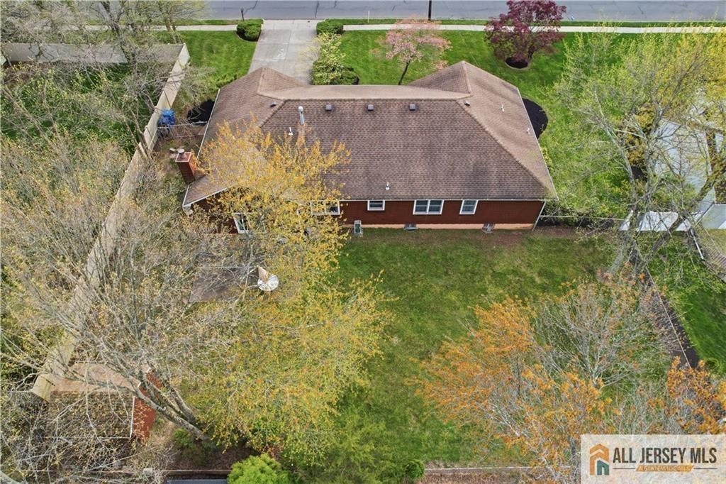 Aaron Rd, North Brunswick, NJ 08902