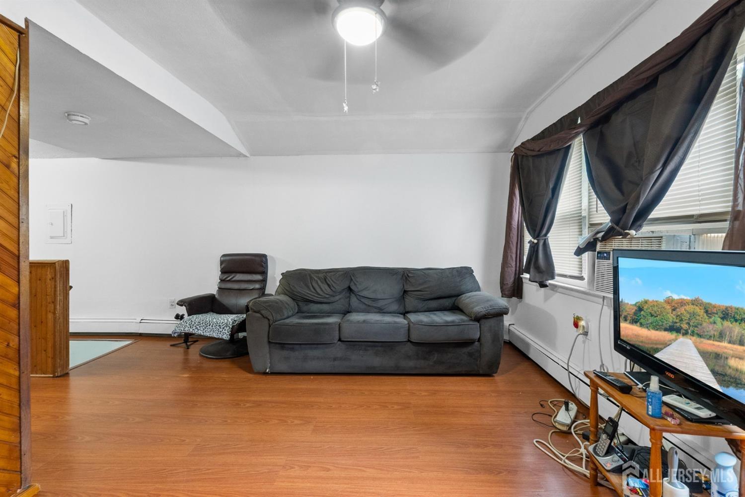 Summerfield Ave, South Amboy, NJ 08879
