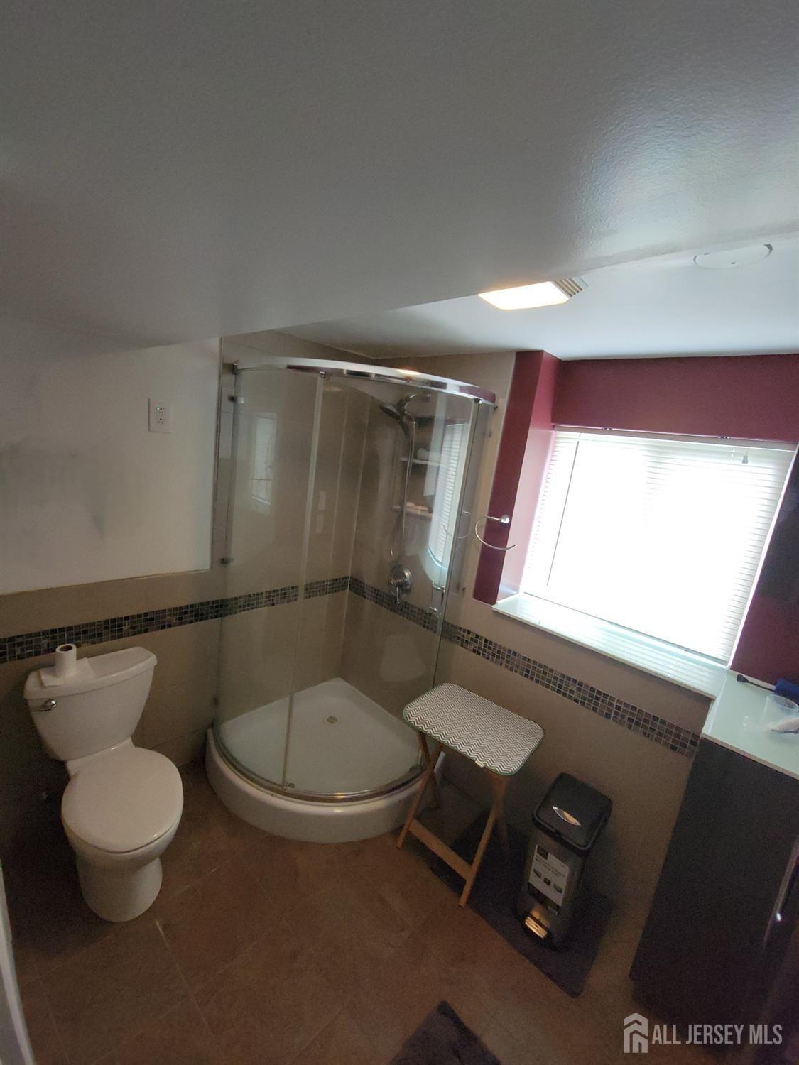 Throckmorton Ln, Old Bridge, NJ 08857