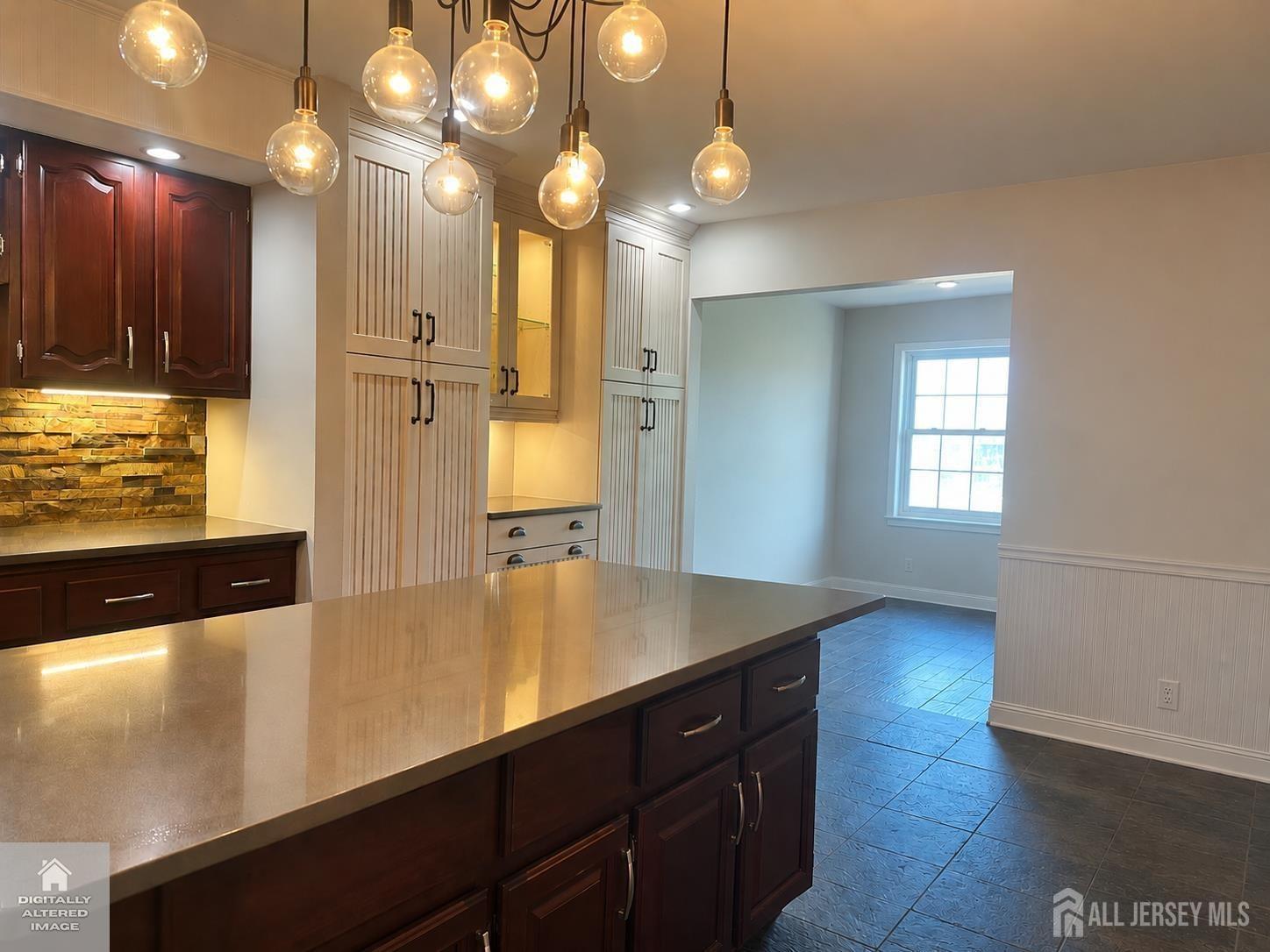 Yorkshire Dr, Monroe Township, NJ 08831