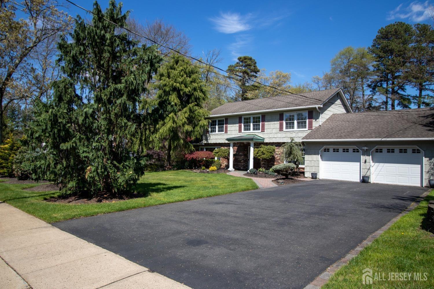 Monmouth Rd, Monroe Township, NJ 08831