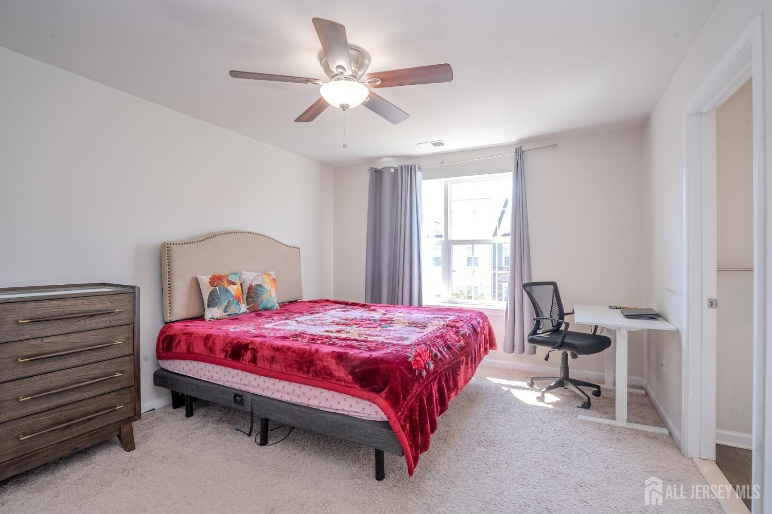 Hights Farm Rd N, Monroe Township, NJ 08831