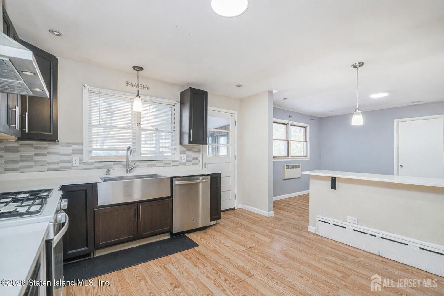 Lincoln St, South Amboy, NJ 08879