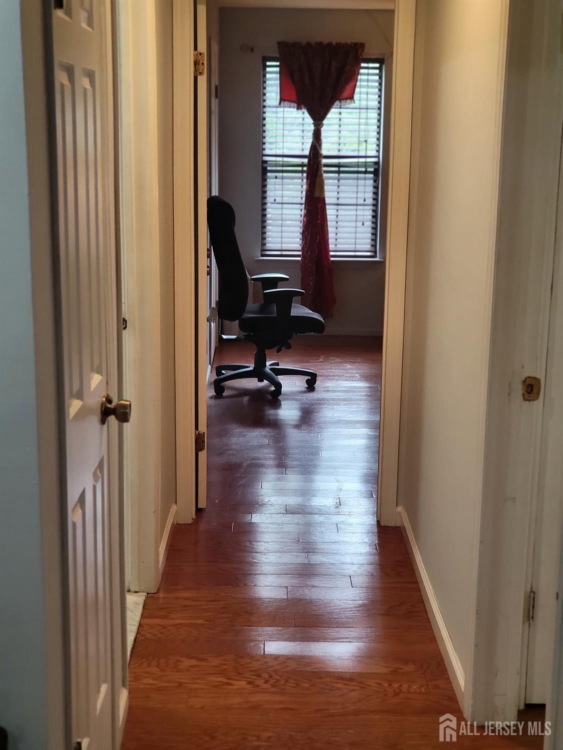 Hidden Village Dr, Perth Amboy, NJ 08861