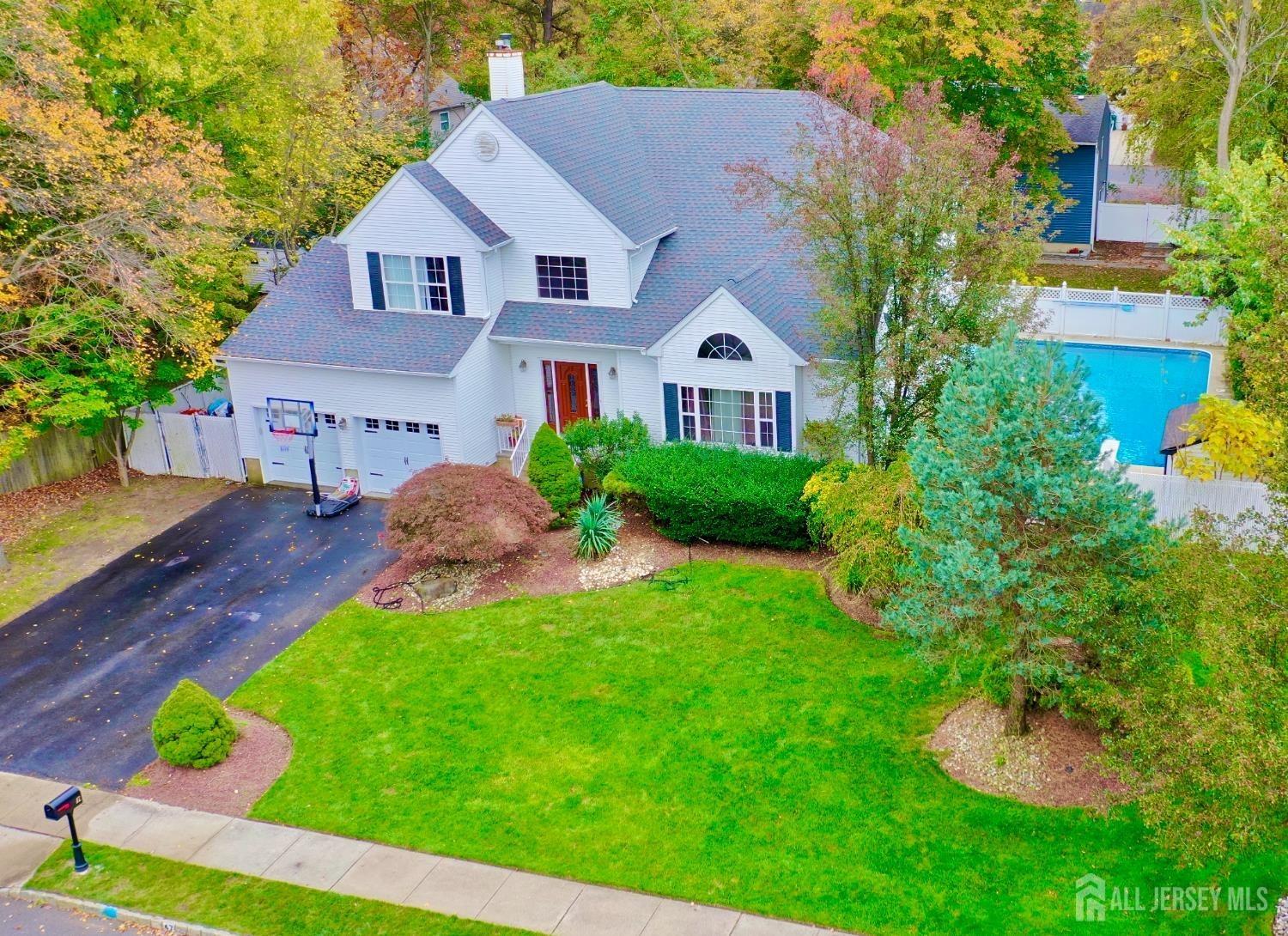 Avenue G, Monroe Township, NJ 08831