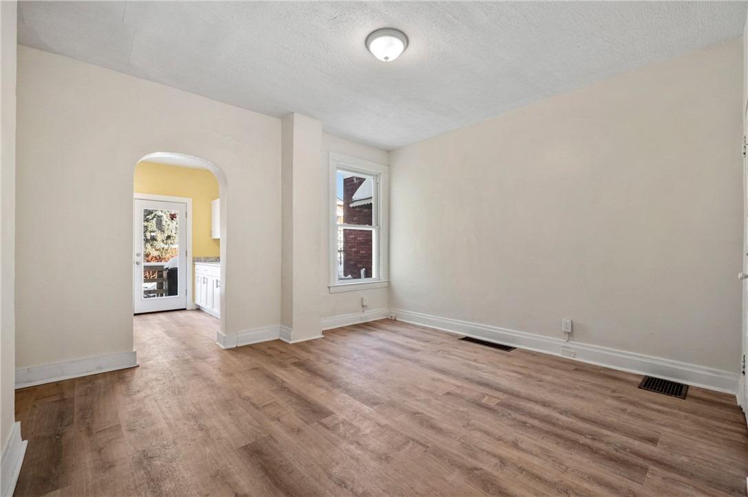 Edith Pl, Pittsburgh, PA 15213