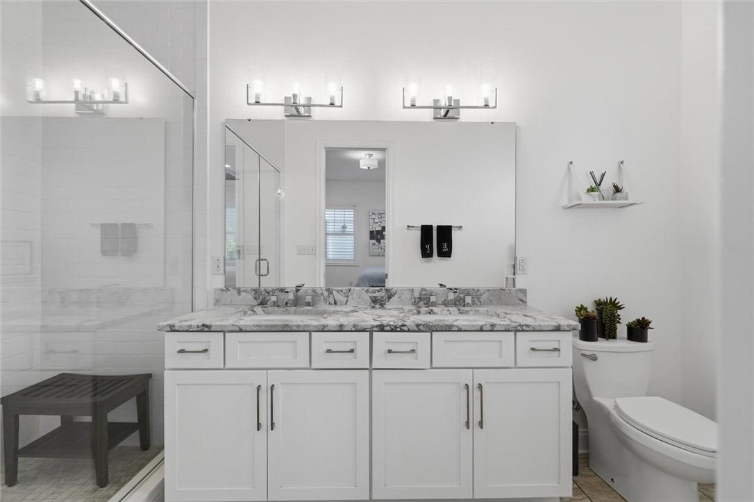 Carolina Ave, Oakmont, PA 15139