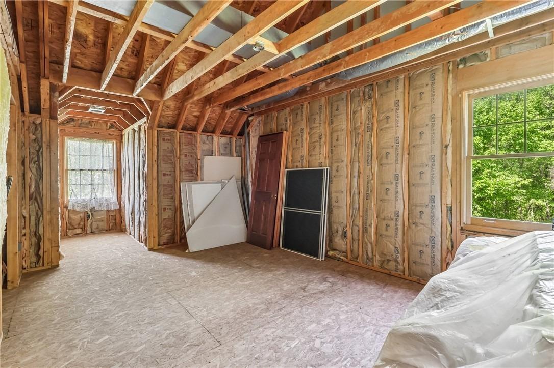 Morningstar Dr, Ellwood City, PA 16117