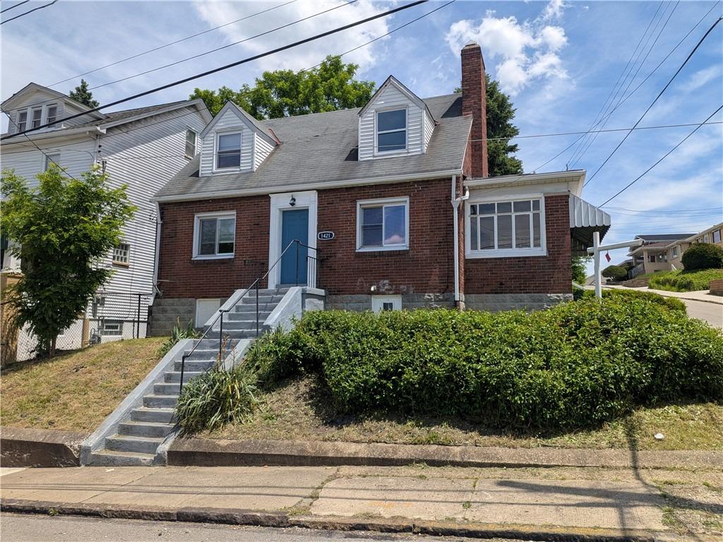 Meadow St, Mckeesport, PA 15132