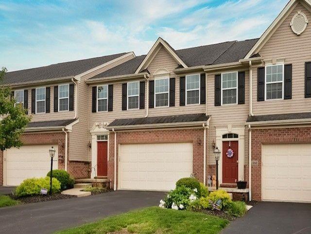 Maple Ridge Dr, Canonsburg, PA 15317