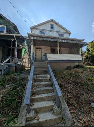 Converse St, Mckeesport, PA 15132